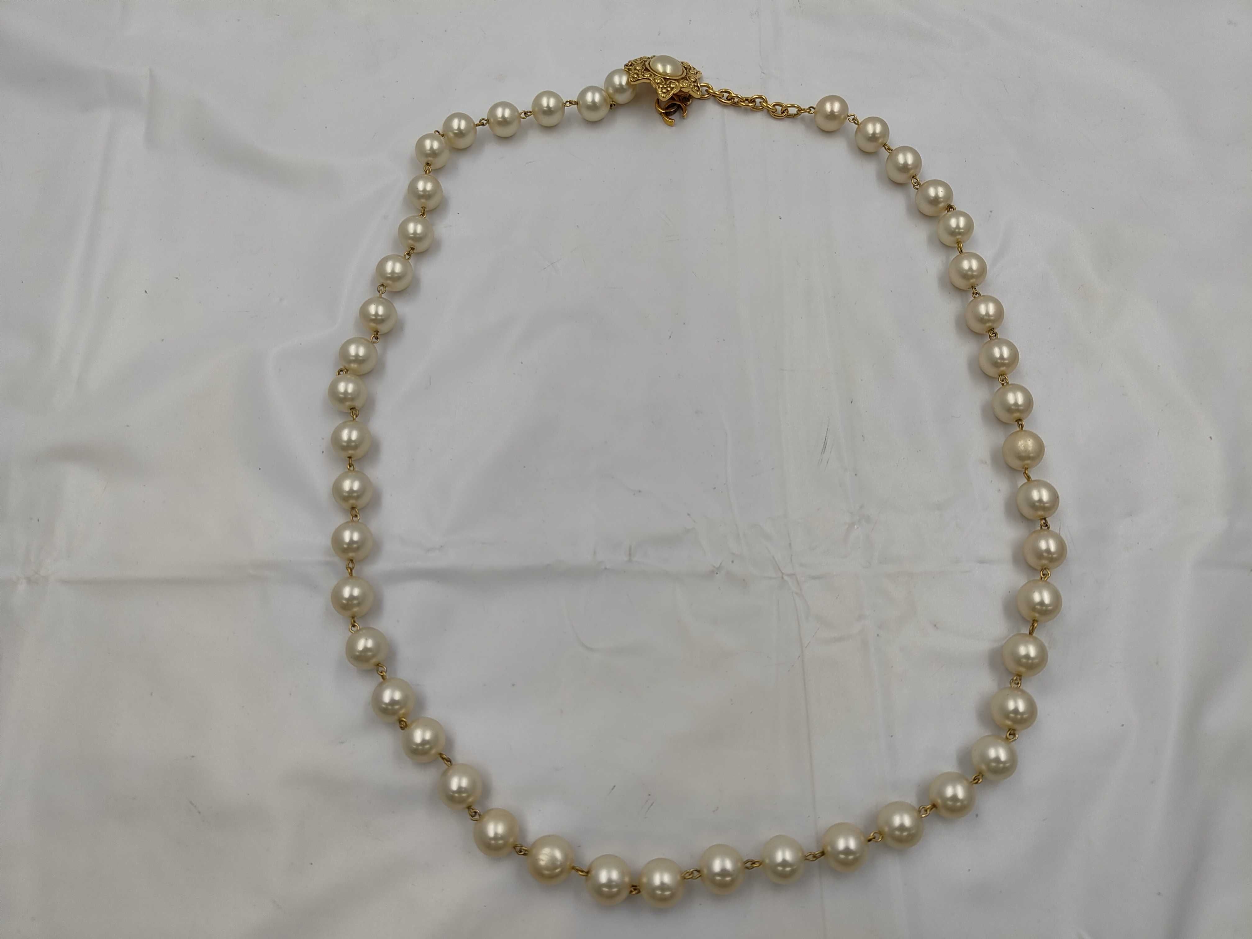 Pearl Chain Belt — view 3