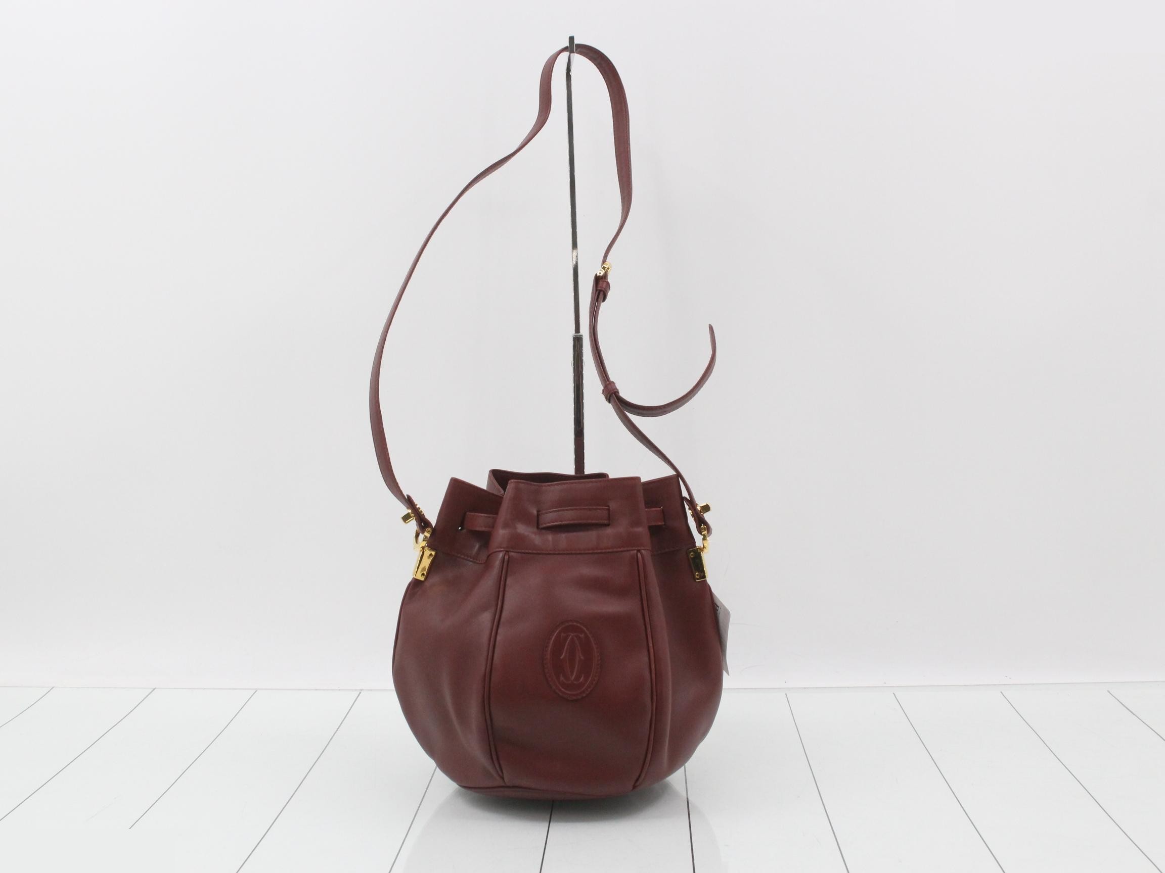 Must Line (Bag) - Shoulder Bag — view 2