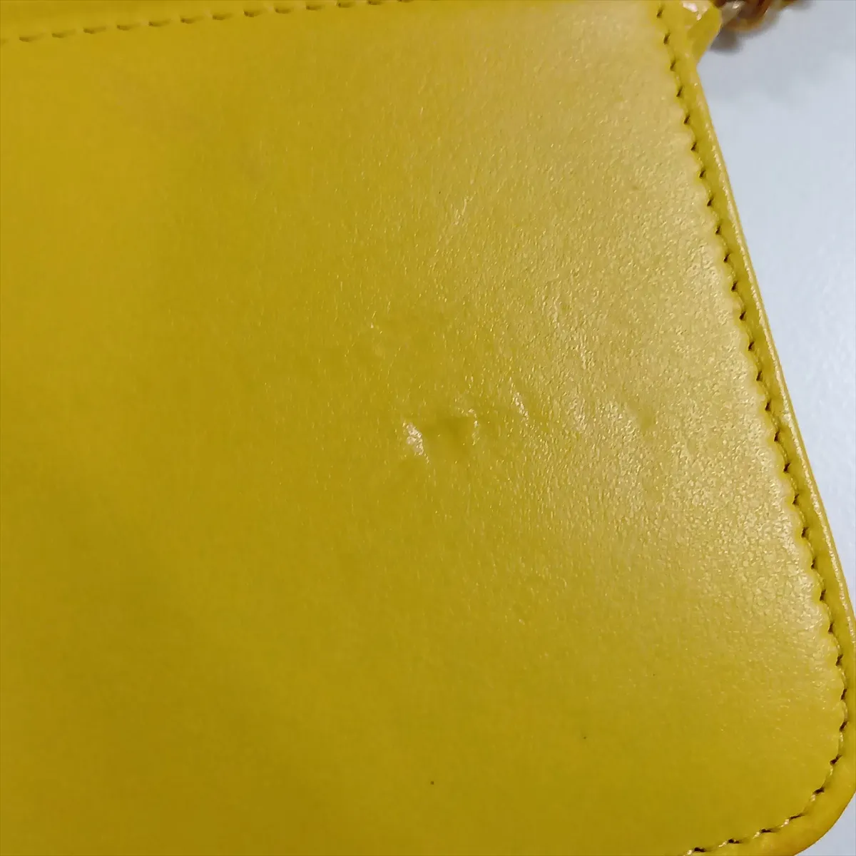 Boy Chanel Caviar Skin Chain Wallet, V-stitch Chevron, Yellow, Gold Hardware, 25010659, Serial Number 25 — view 13