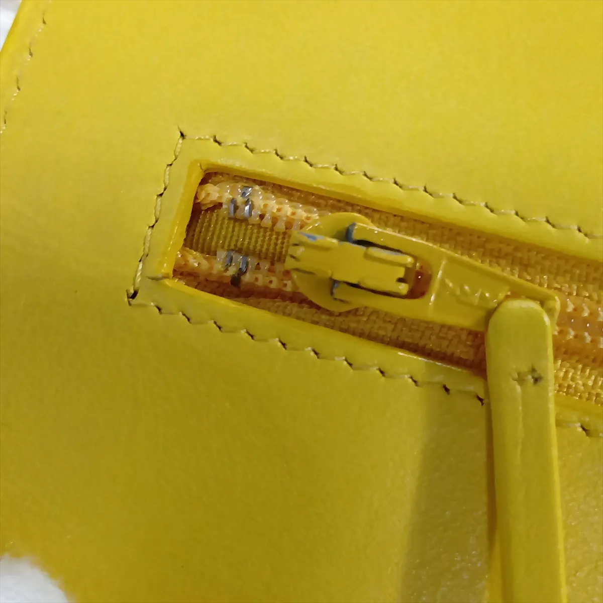Boy Chanel Caviar Skin Chain Wallet, V-stitch Chevron, Yellow, Gold Hardware, 25010659, Serial Number 25 — view 15