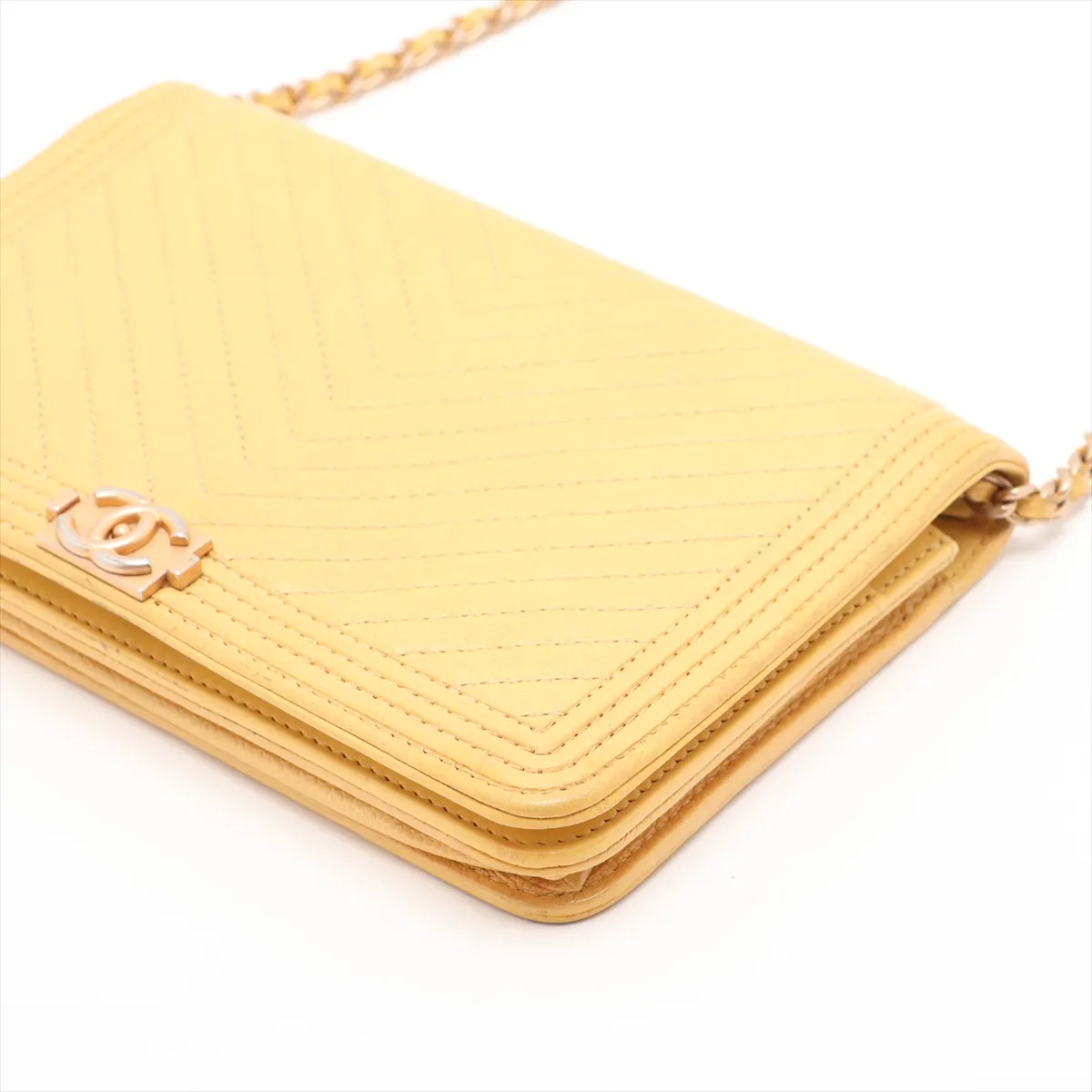 Boy Chanel Caviar Skin Chain Wallet, V-stitch Chevron, Yellow, Gold Hardware, 25010659, Serial Number 25 — view 3