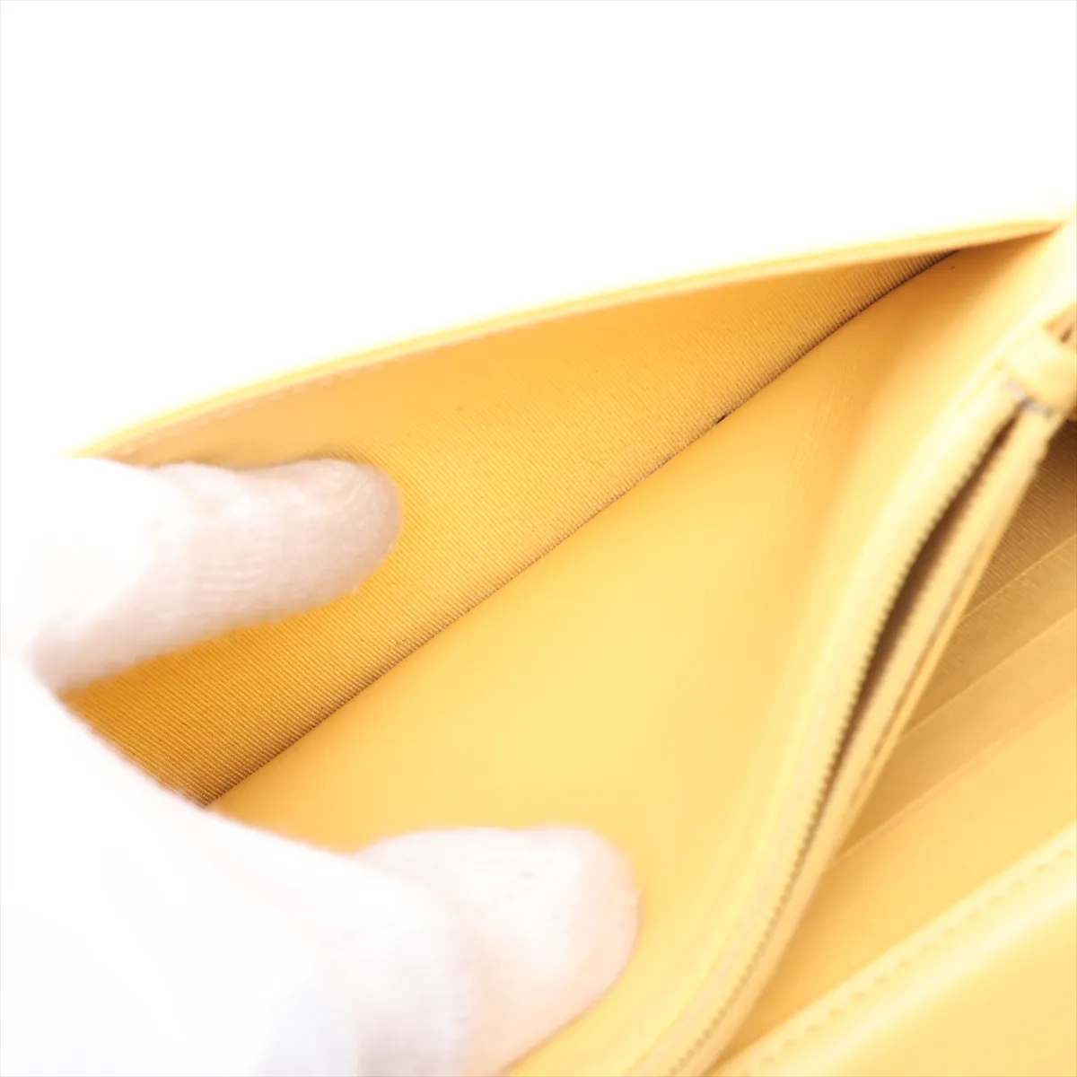 Boy Chanel Caviar Skin Chain Wallet, V-stitch Chevron, Yellow, Gold Hardware, 25010659, Serial Number 25 — view 9