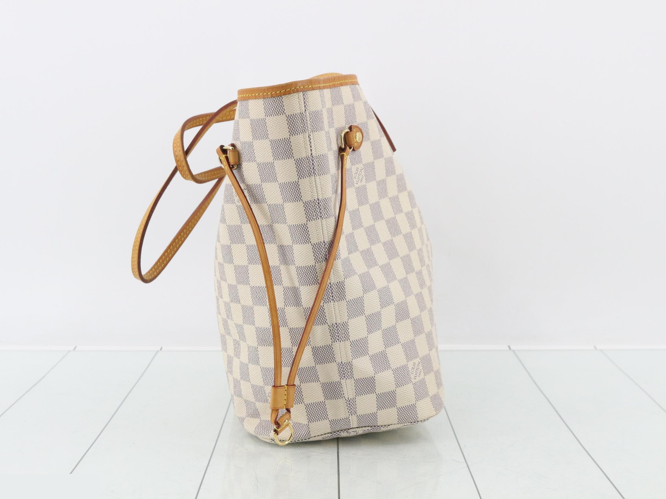 Neverfull MM Beige with Pouch — view 4