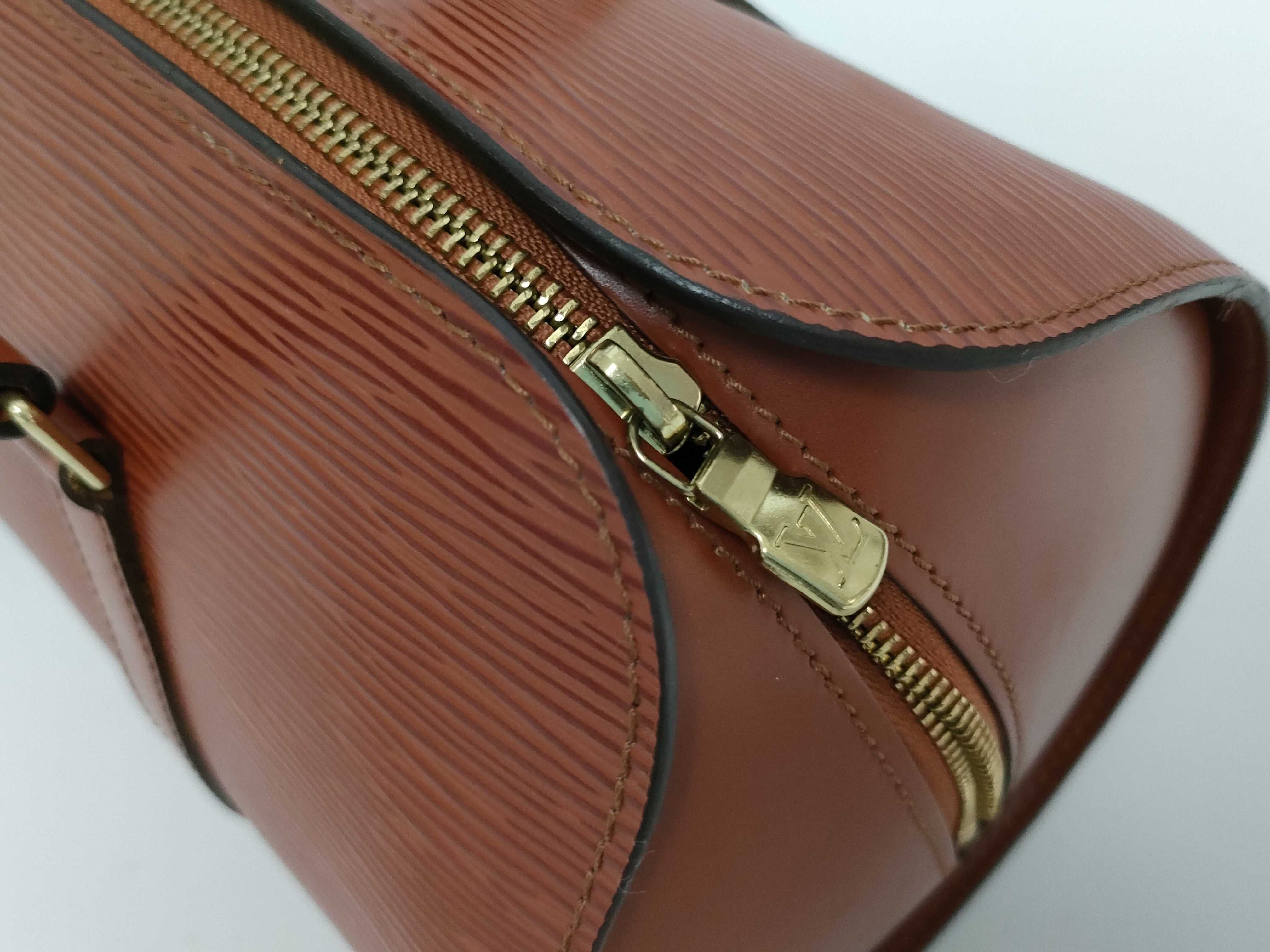 Epi M52223 Epi Soufflot Kenyan Brown Handbag with Pouch — view 3