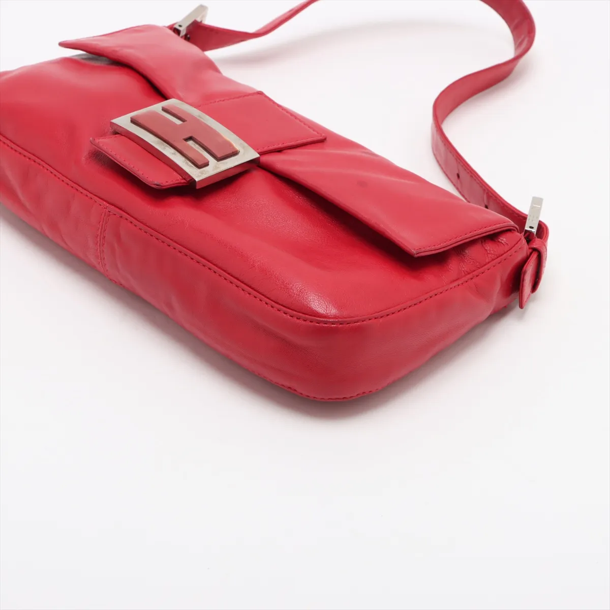 Mamma Bucket Leather Shoulder Bag Red 26424 — view 3
