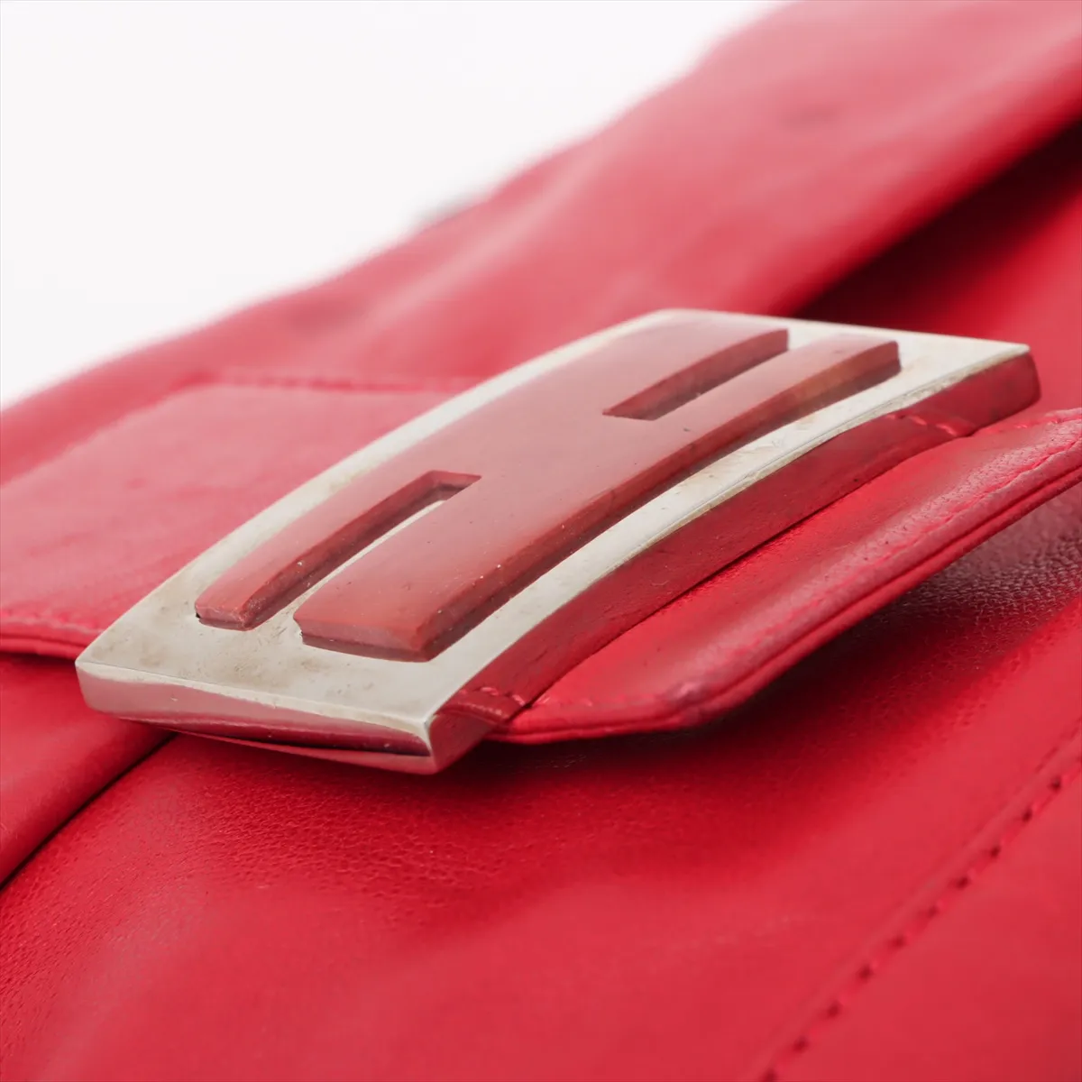 Mamma Bucket Leather Shoulder Bag Red 26424 — view 10