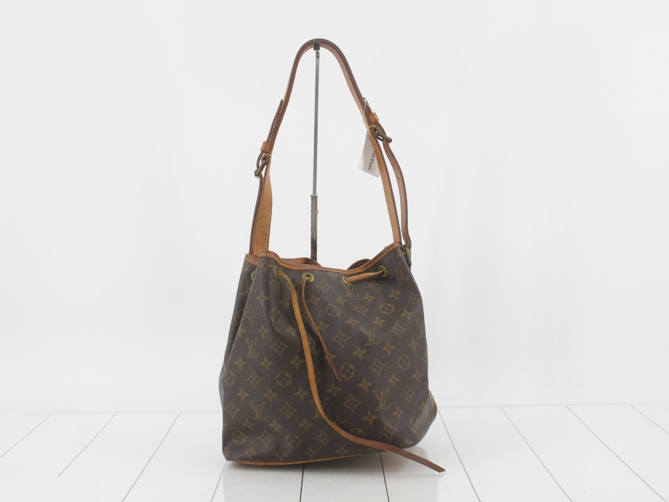 LV Gold Hardware Noe Hand Tote Shoulder Bag