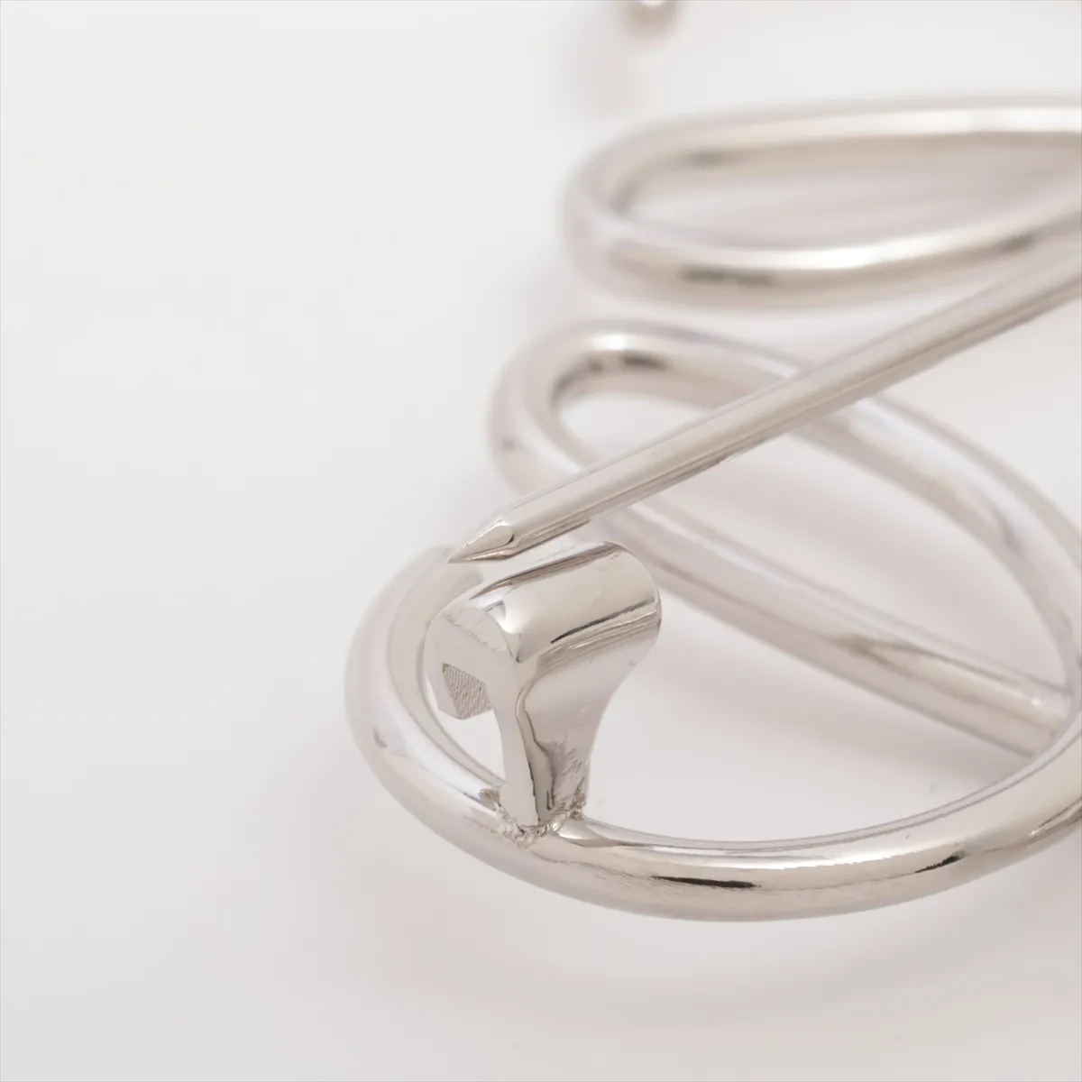Anagram Brooch GP Silver — view 3