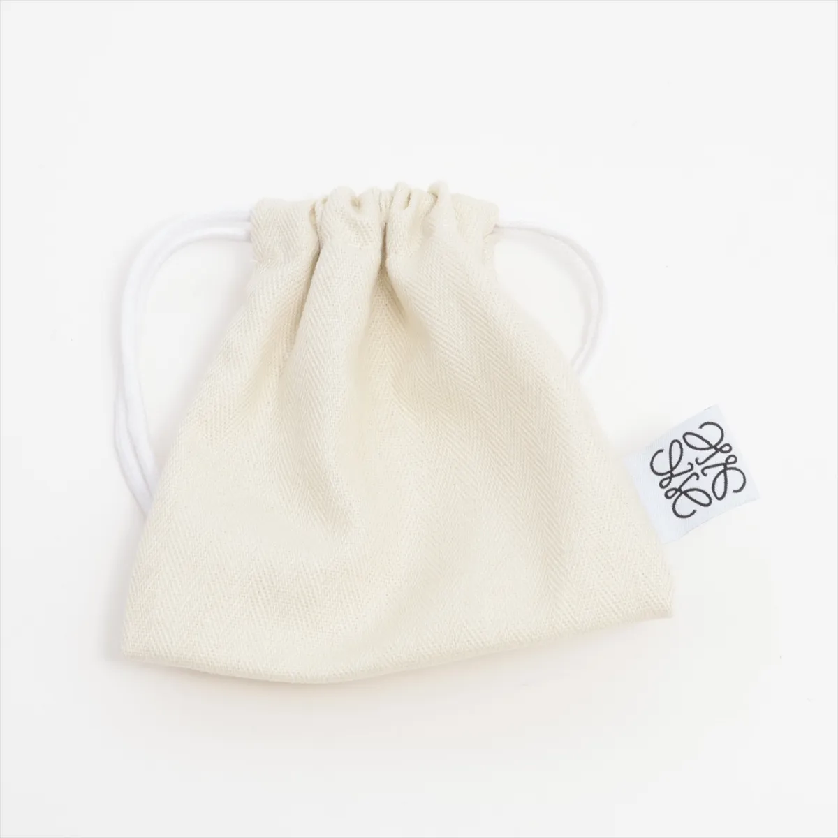 Anagram Brooch GP Silver — view 4