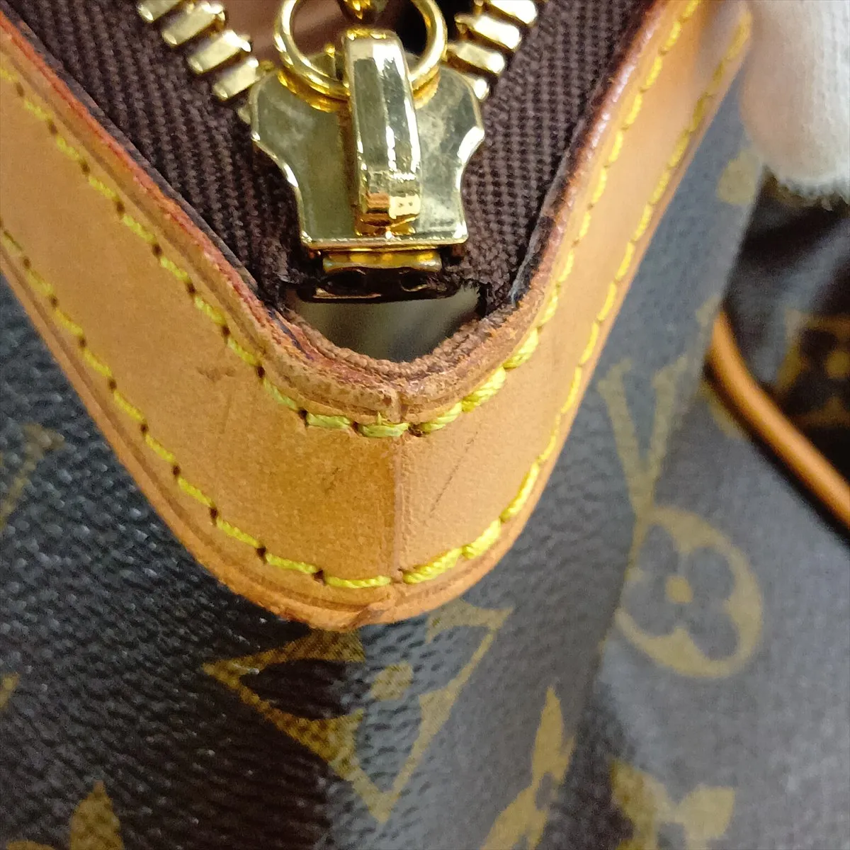 Monogram Tivoli GM M40144 SP4100 Brown — view 12