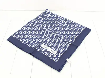 Trotter pattern scarf, navy, silk
