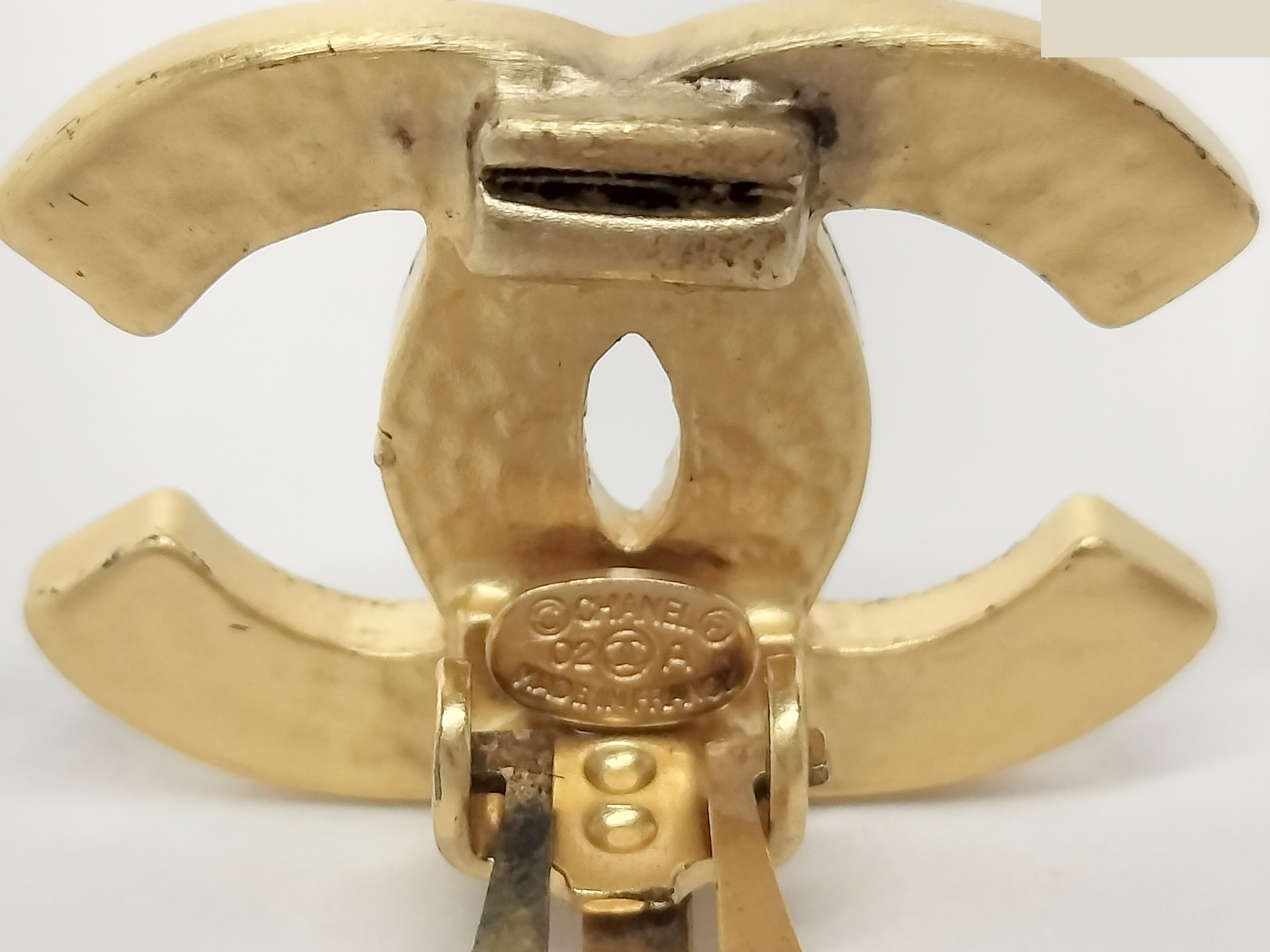 Coco Black Gold Earrings 02A — view 3