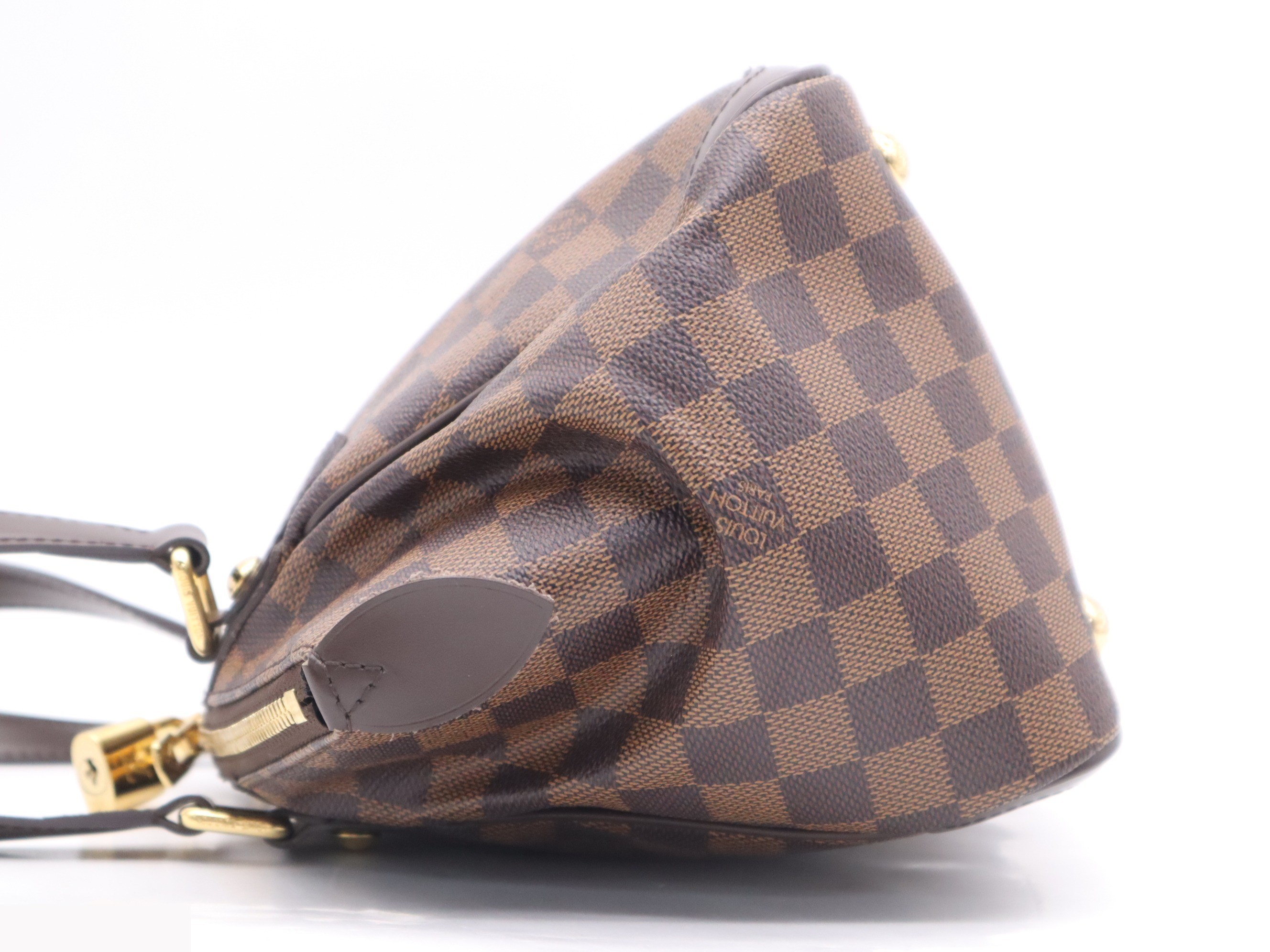 Verona PM includes padlock, 2 keys, clochette, and dust bag. — view 3