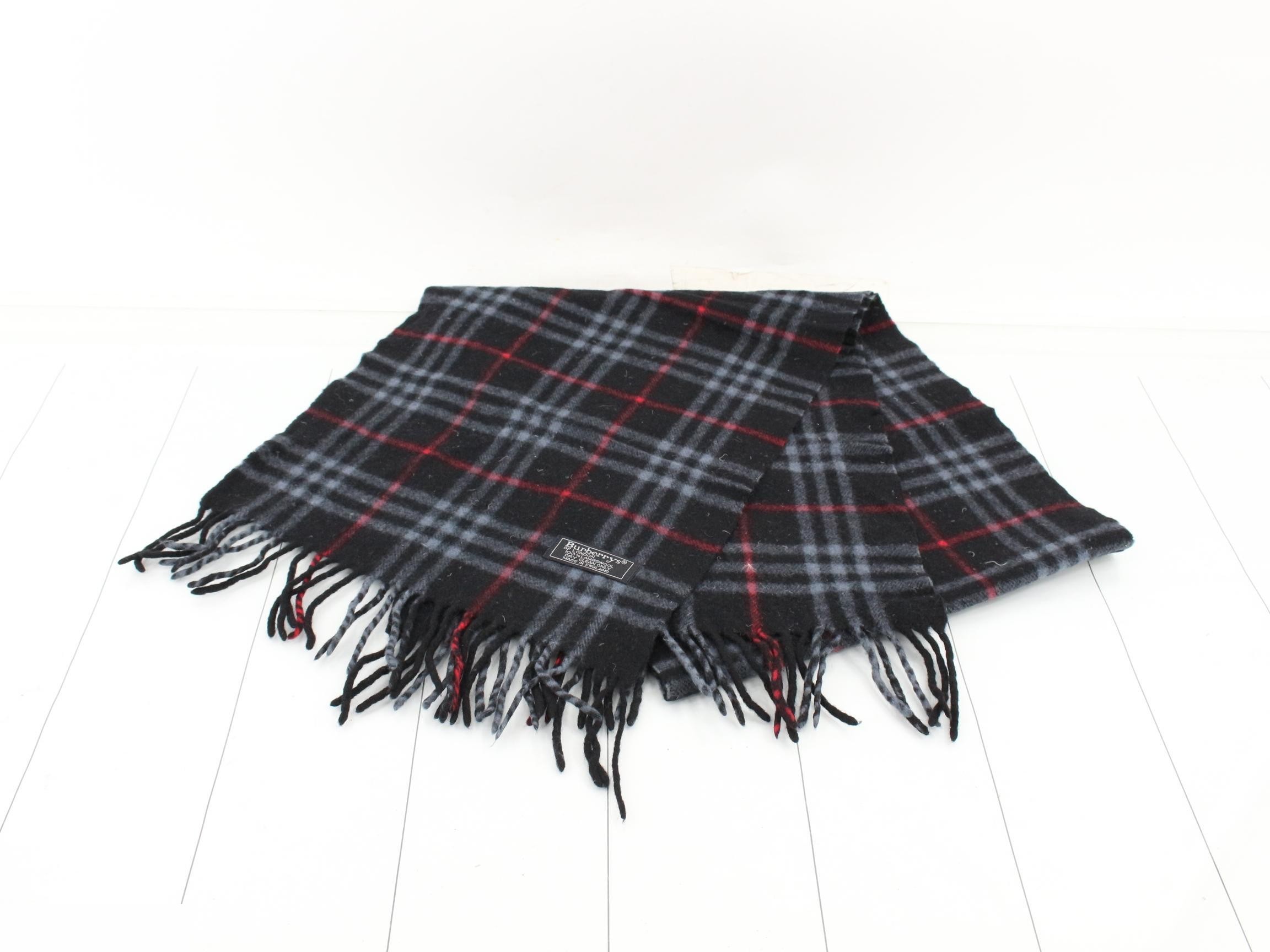 Other lines: Small items, accessories, and scarves — view 2