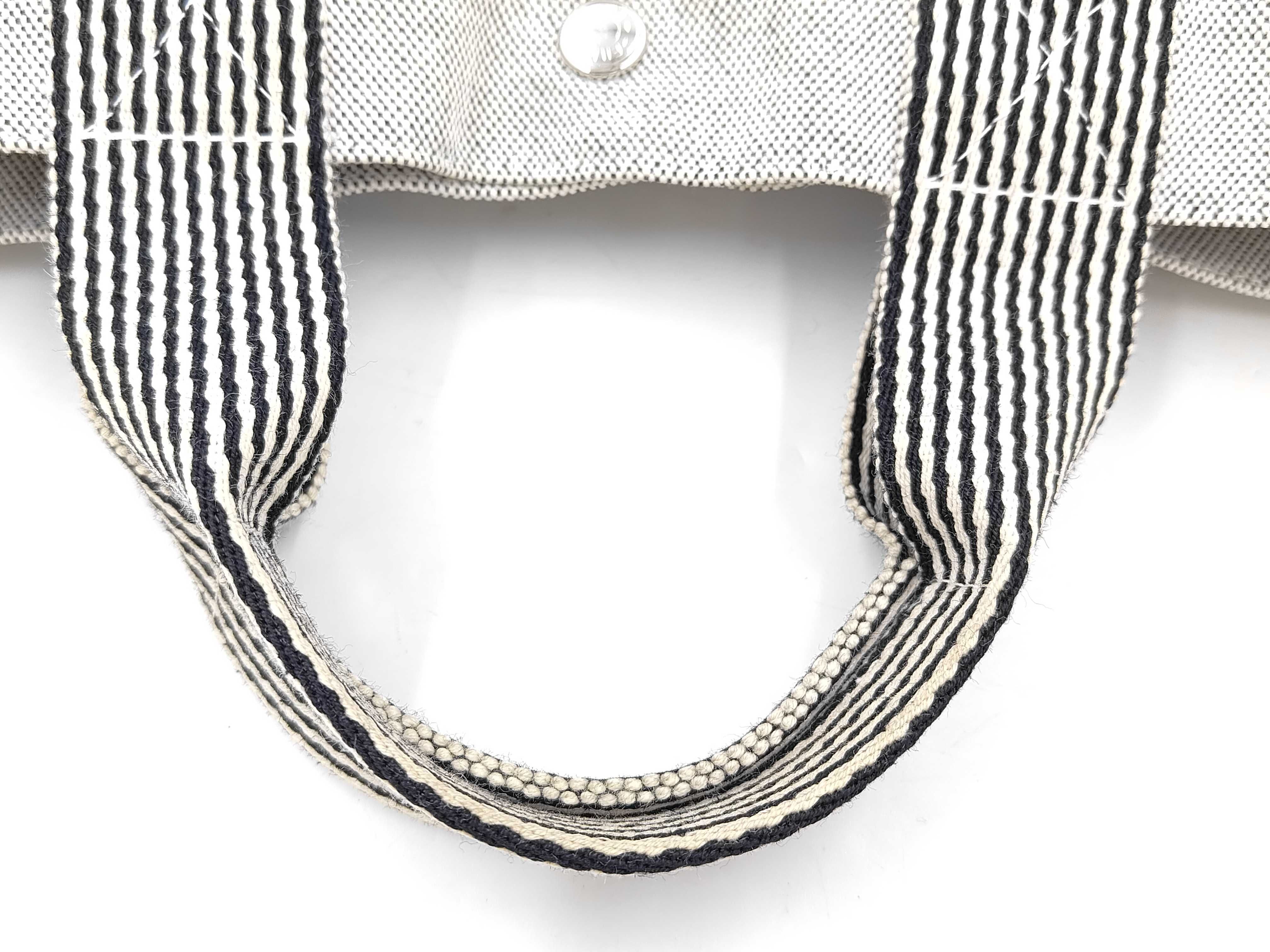 Fourre-Tout Hermes New Fourre-Tout MM Grey Tote Bag — view 3