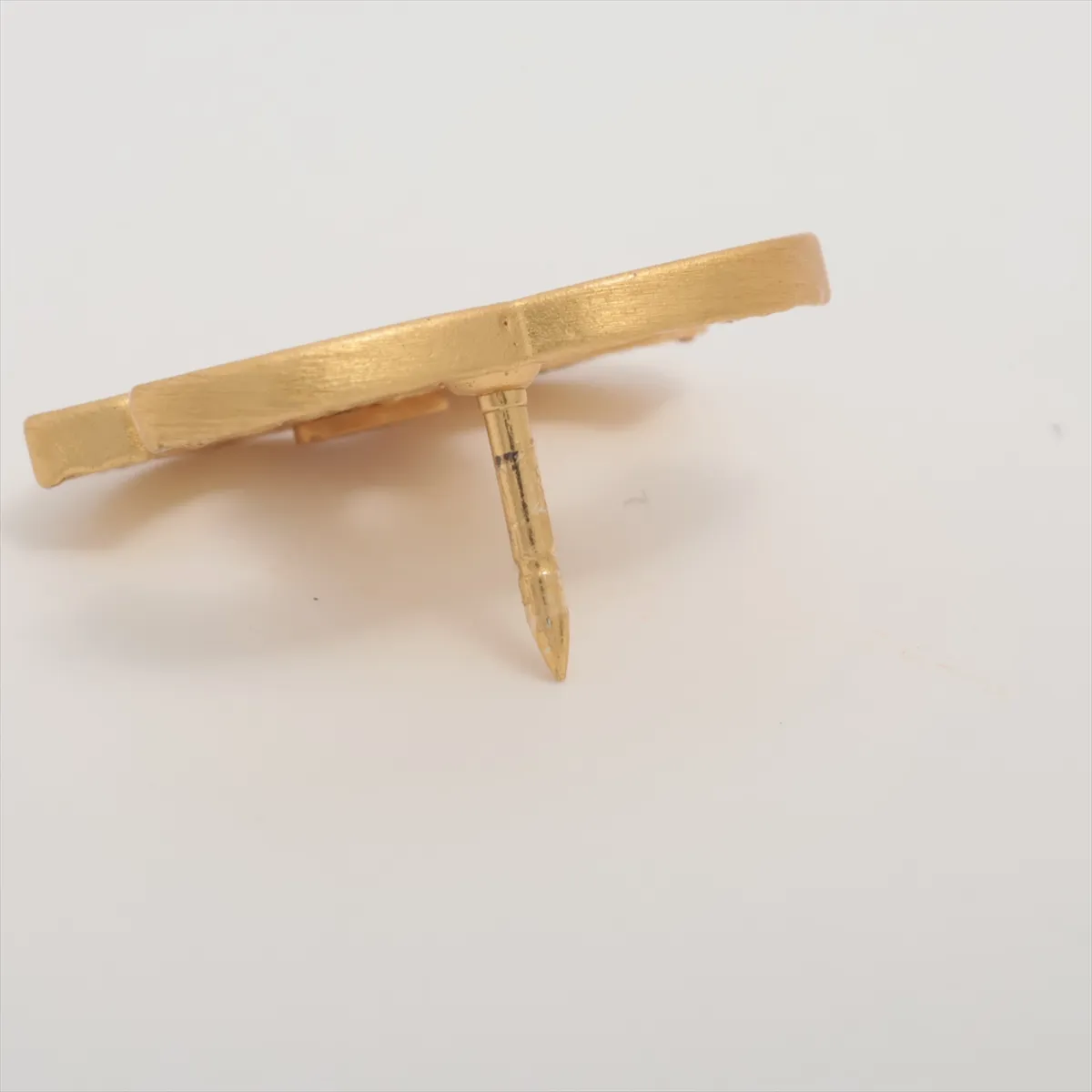 Coco Mark 02A Pin Brooch GP Gold — view 3