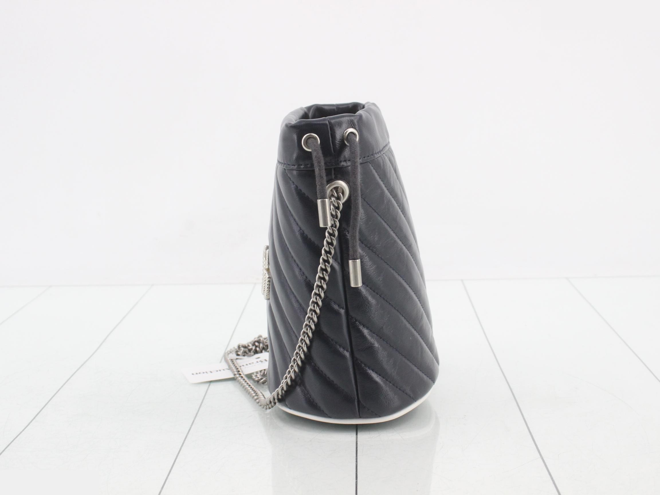 GG Marmont Quilted Shoulder Bag — view 3