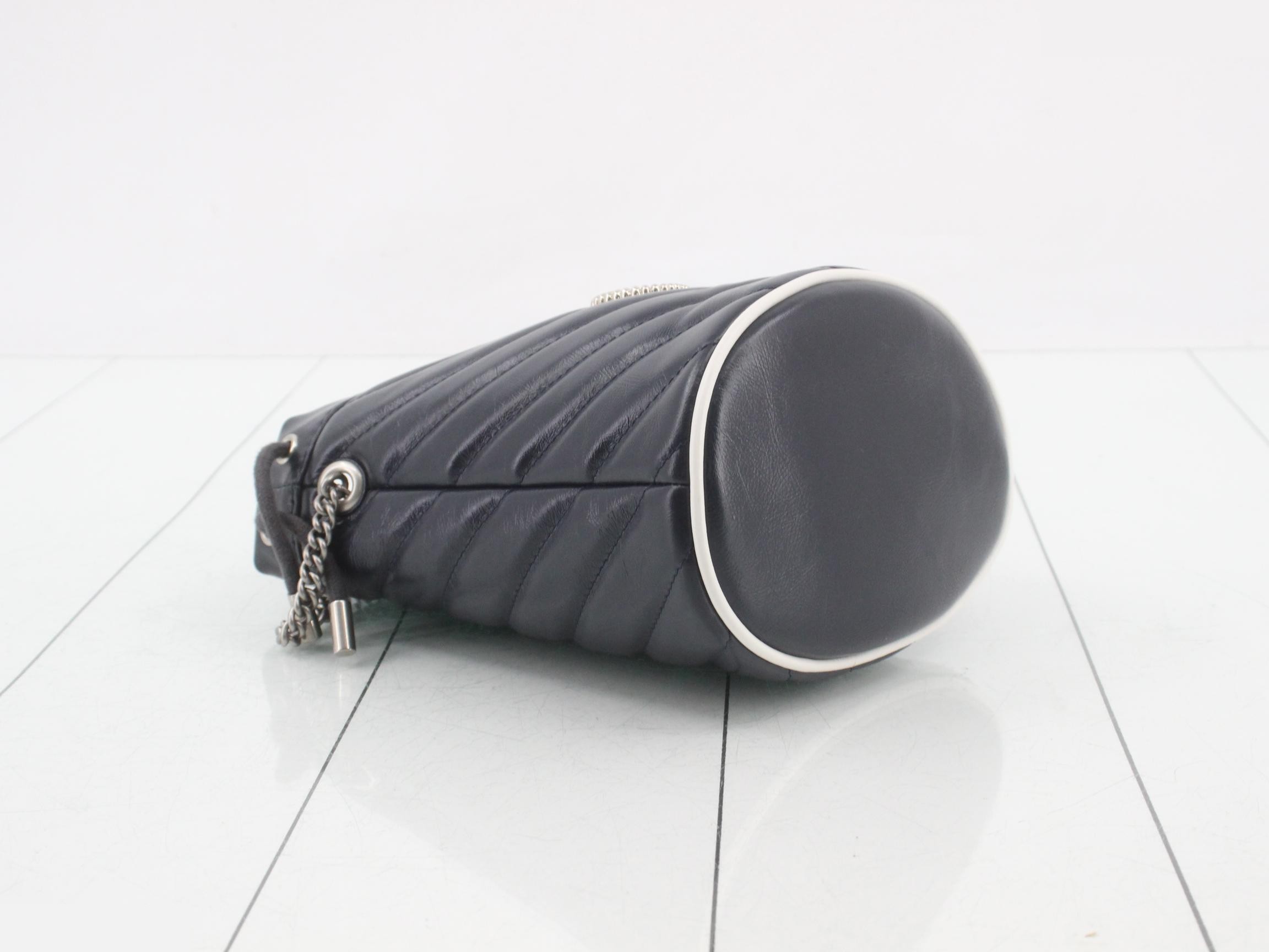 GG Marmont Quilted Shoulder Bag — view 5