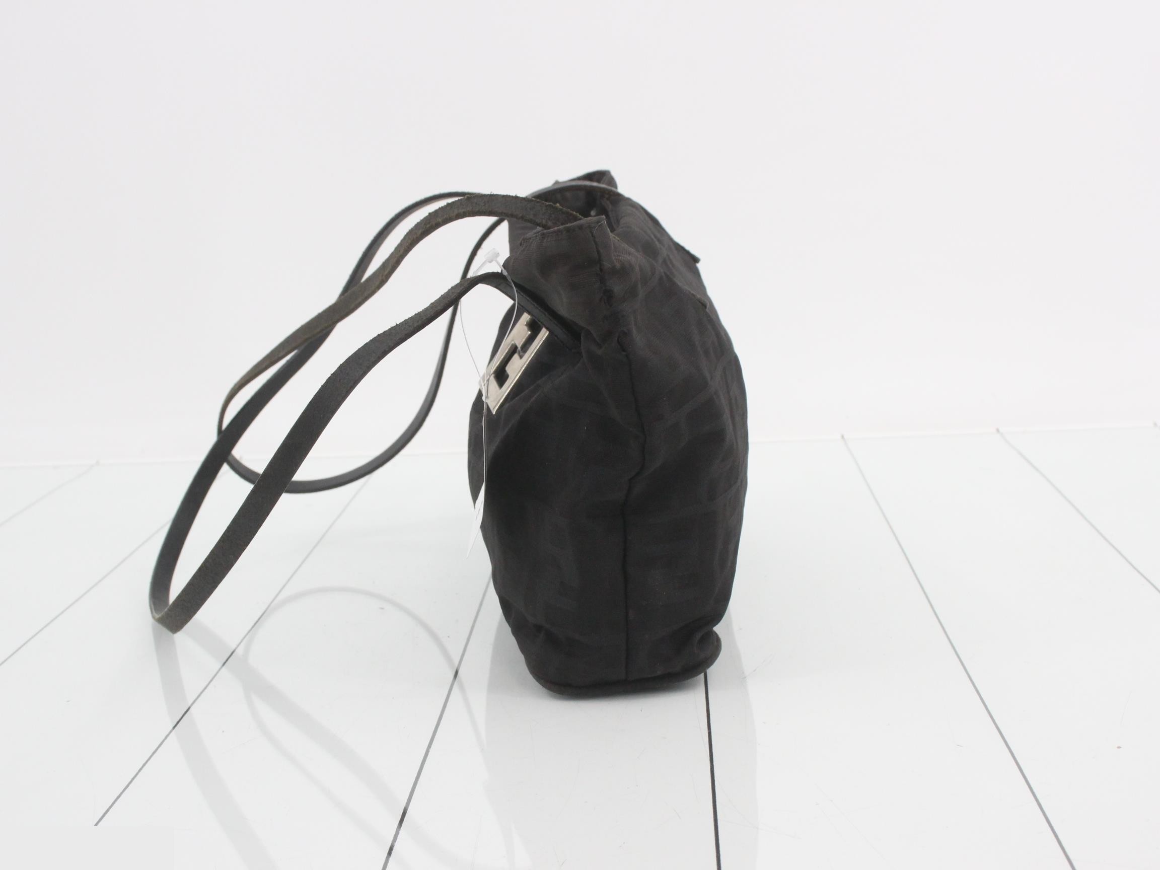 handbag — view 3