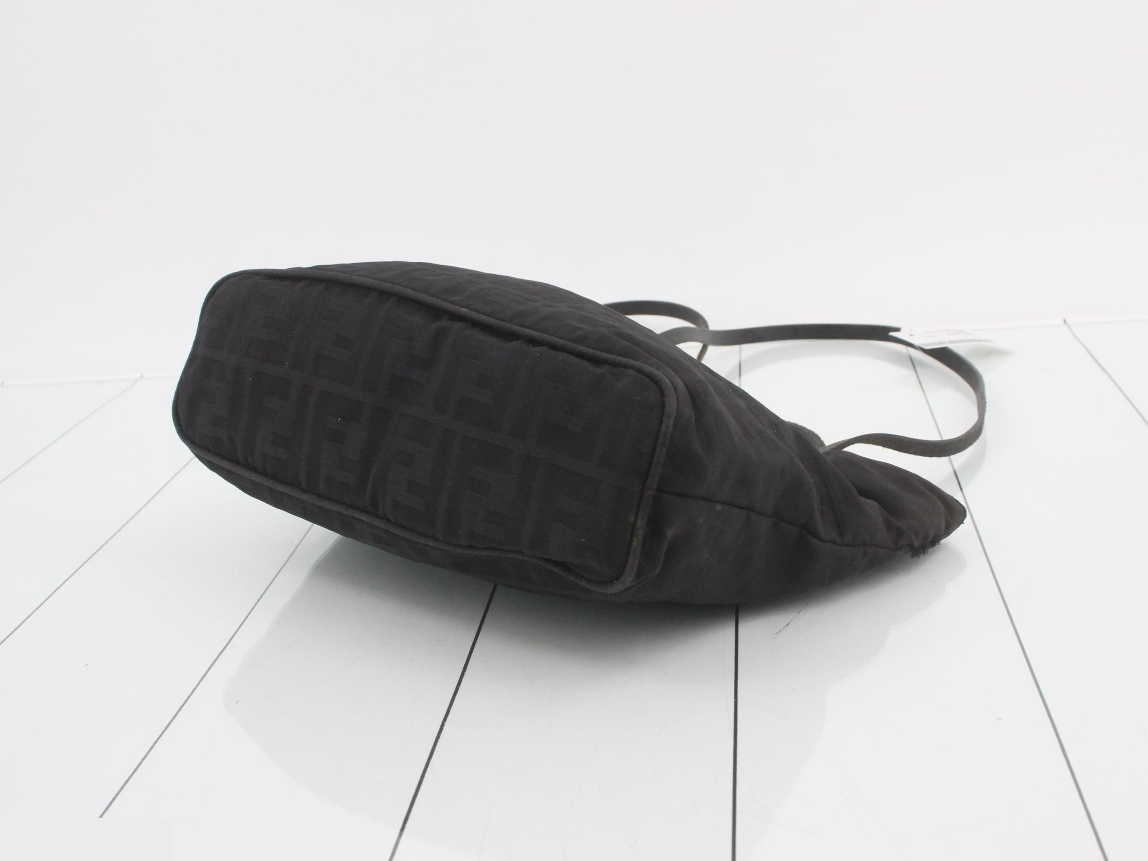 handbag — view 6
