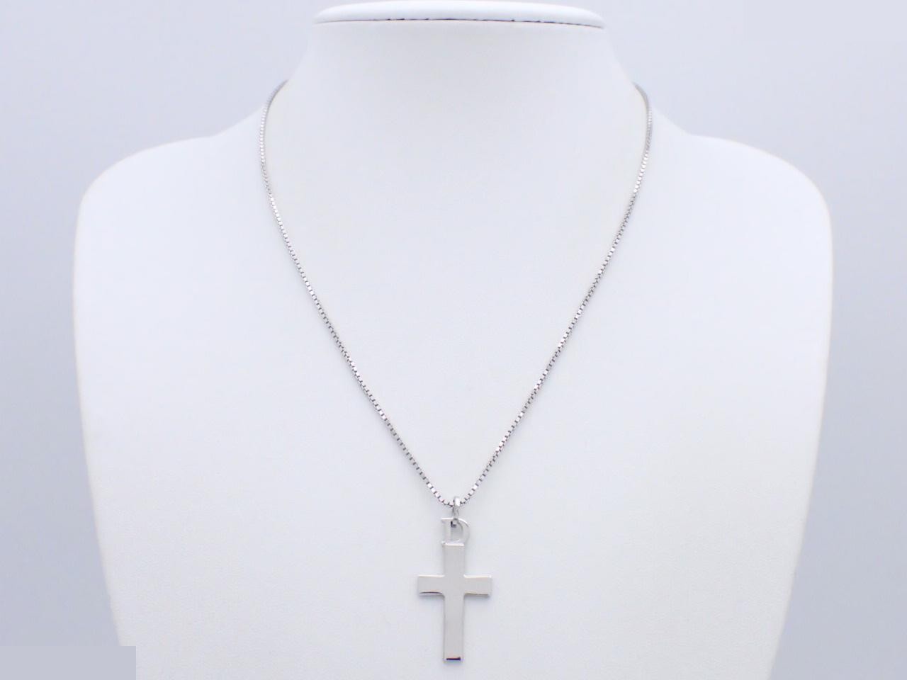 Silver cross necklace with pouch and approximately 42cm chain. — view 2