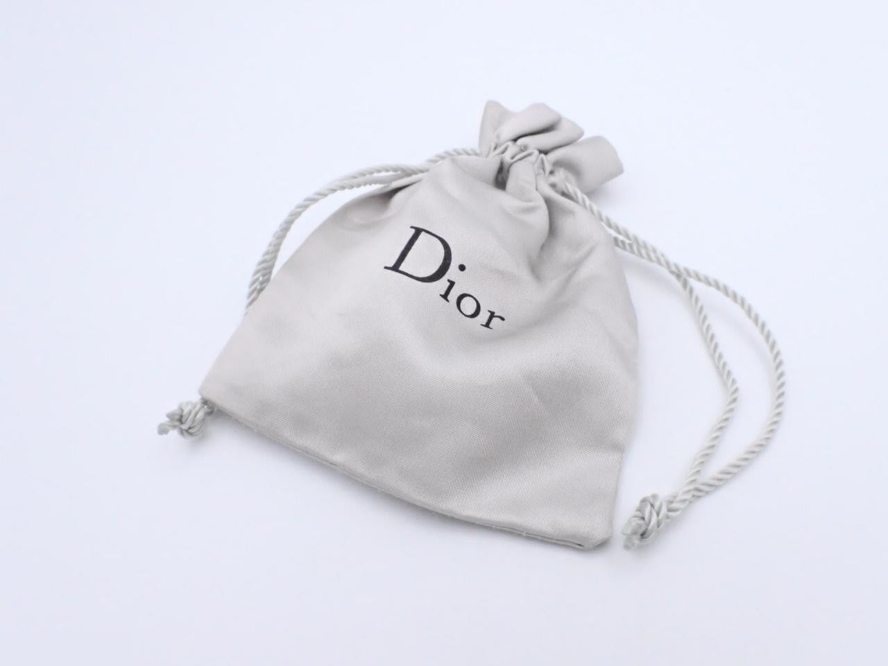 Silver cross necklace with pouch and approximately 42cm chain. — view 3