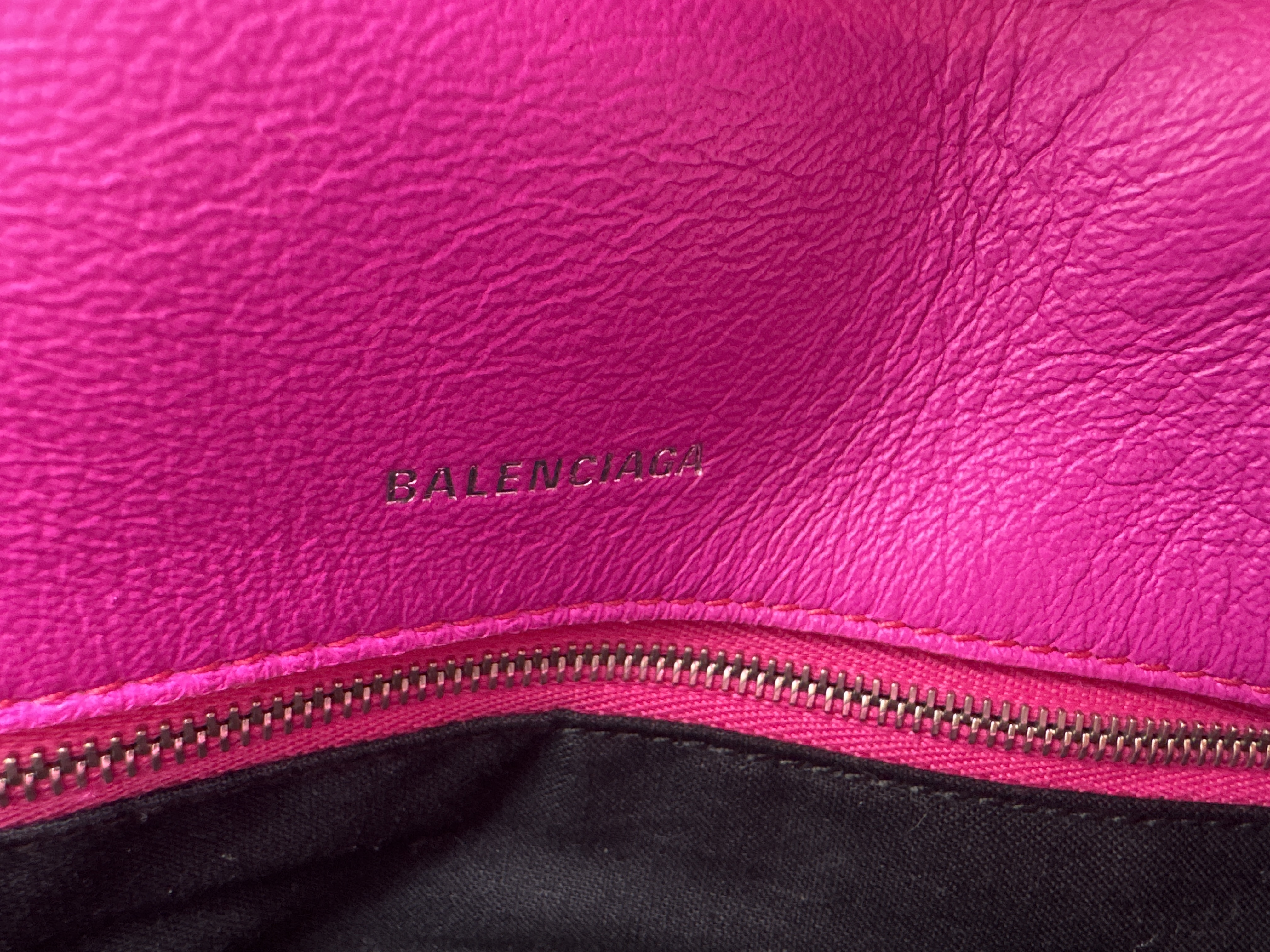 Touch Puffy Pink Shoulder Bag Handbag — view 11