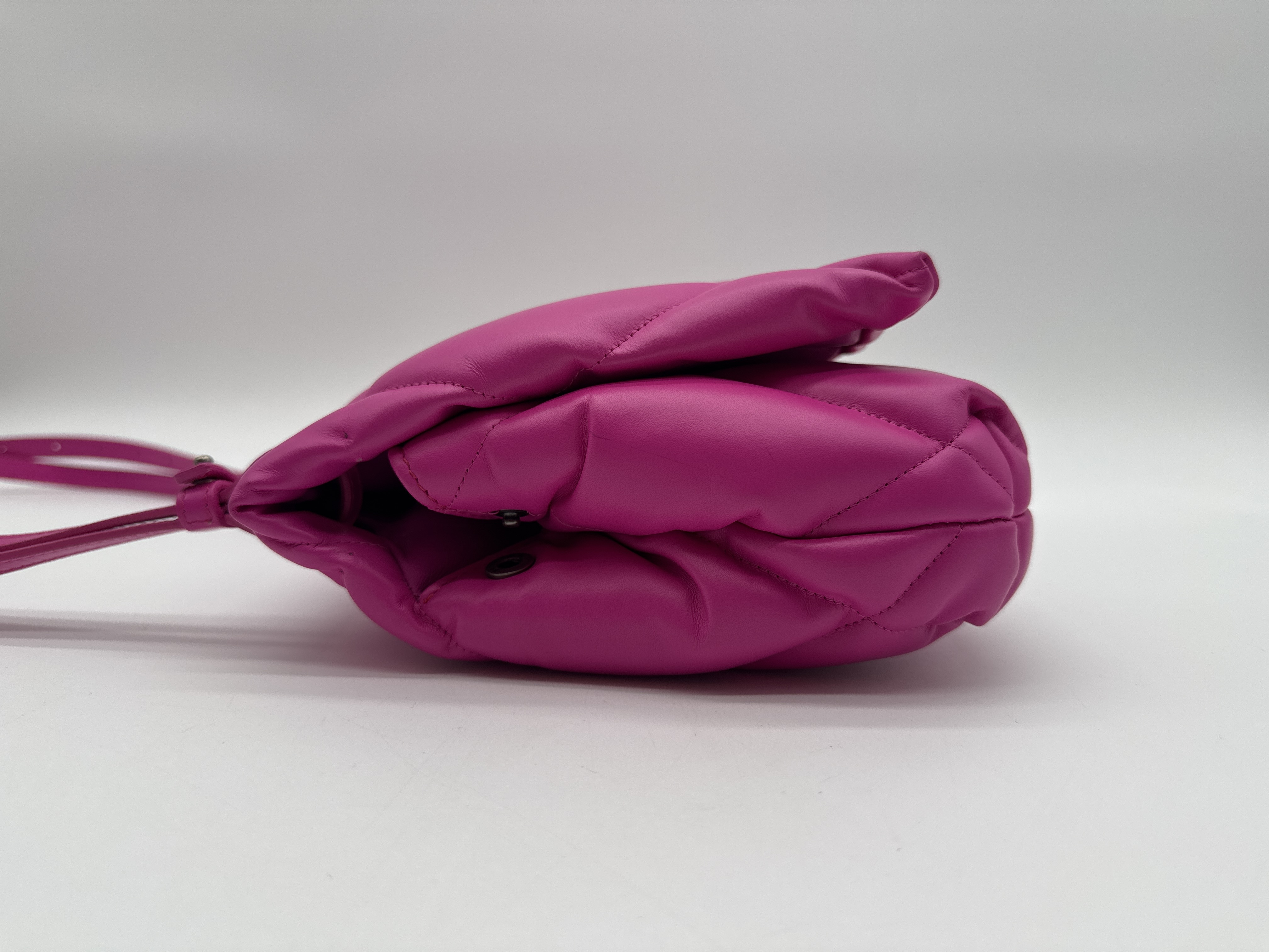 Touch Puffy Pink Shoulder Bag Handbag — view 4