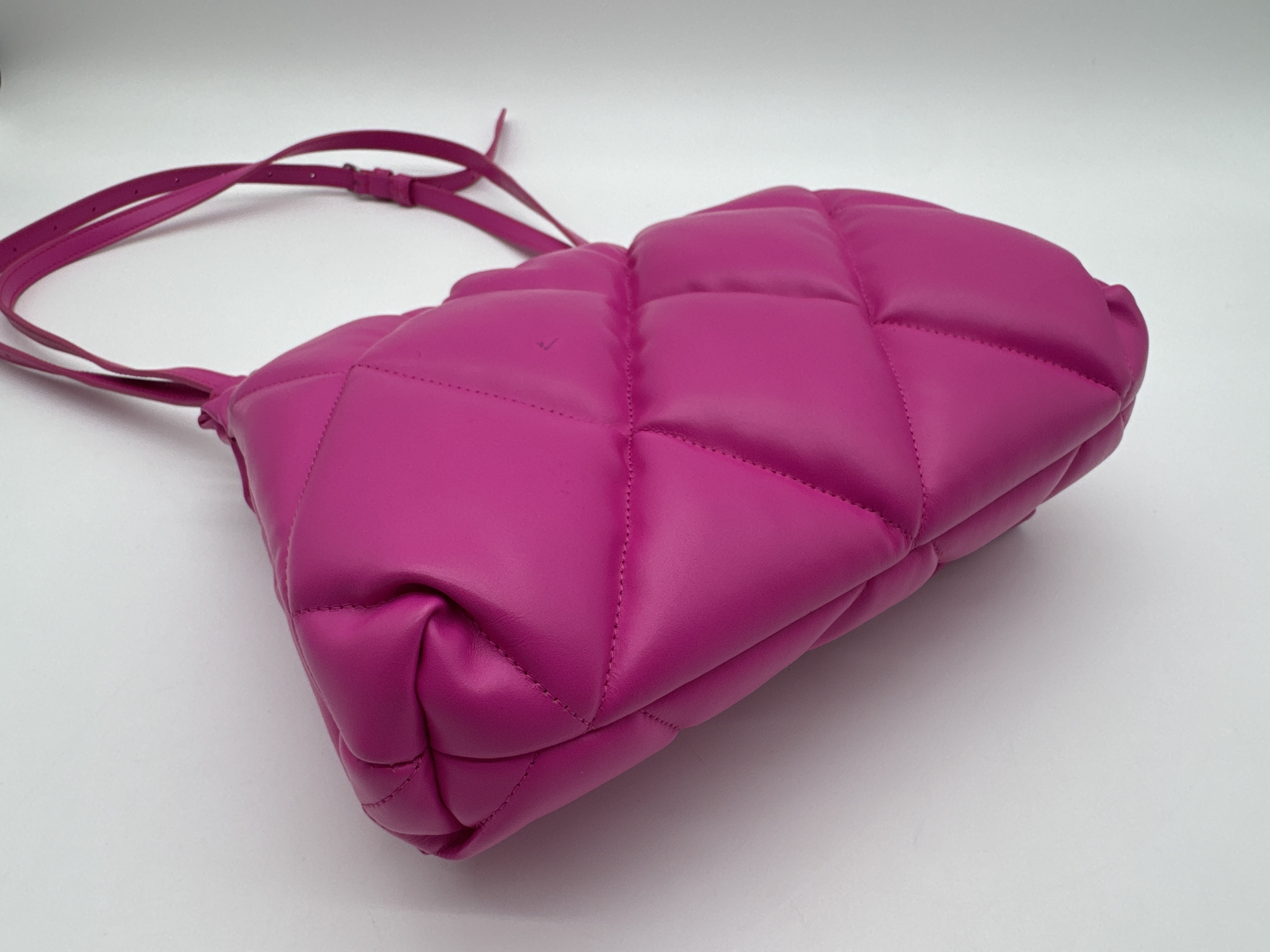 Touch Puffy Pink Shoulder Bag Handbag — view 7