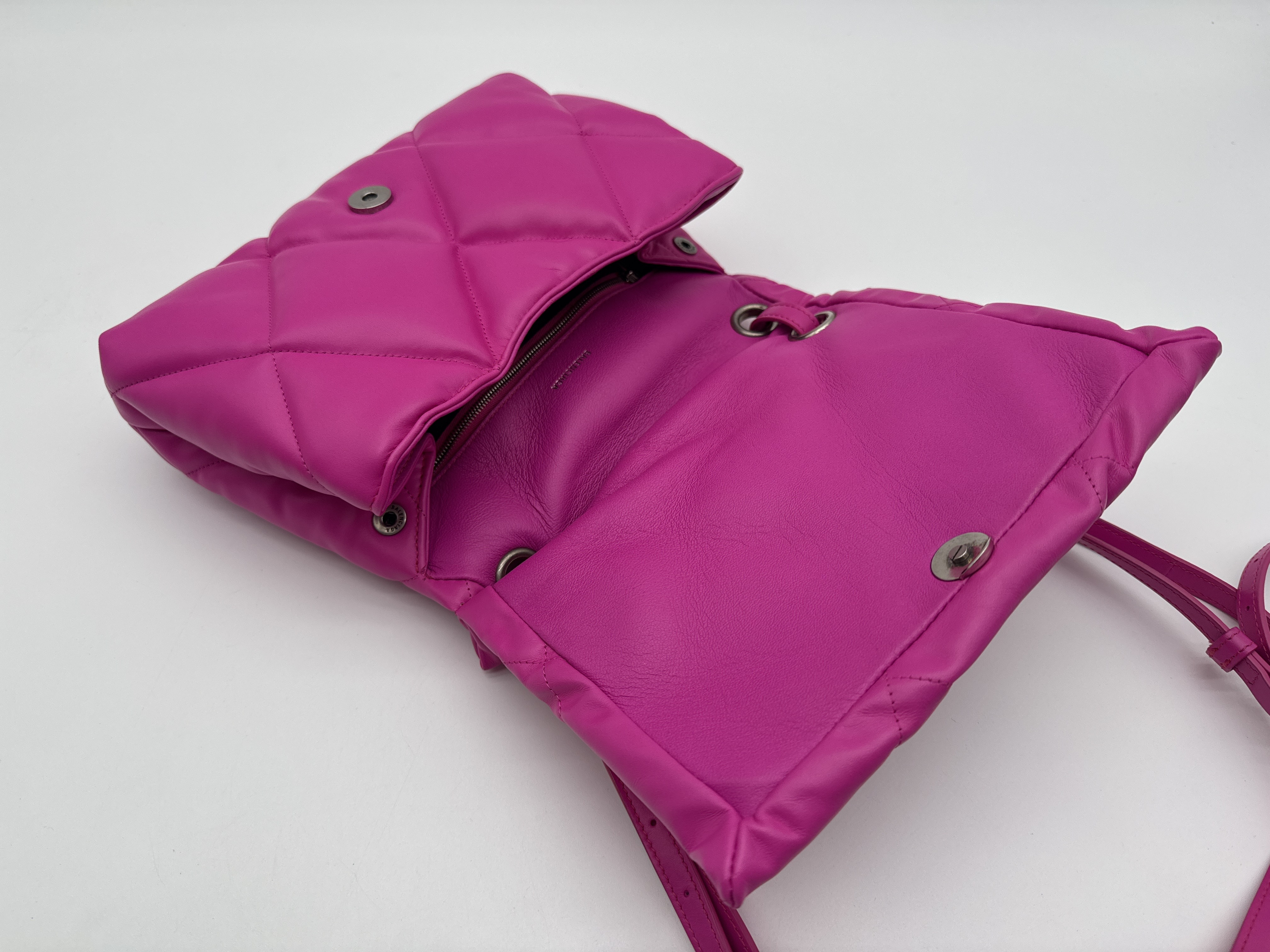 Touch Puffy Pink Shoulder Bag Handbag — view 9