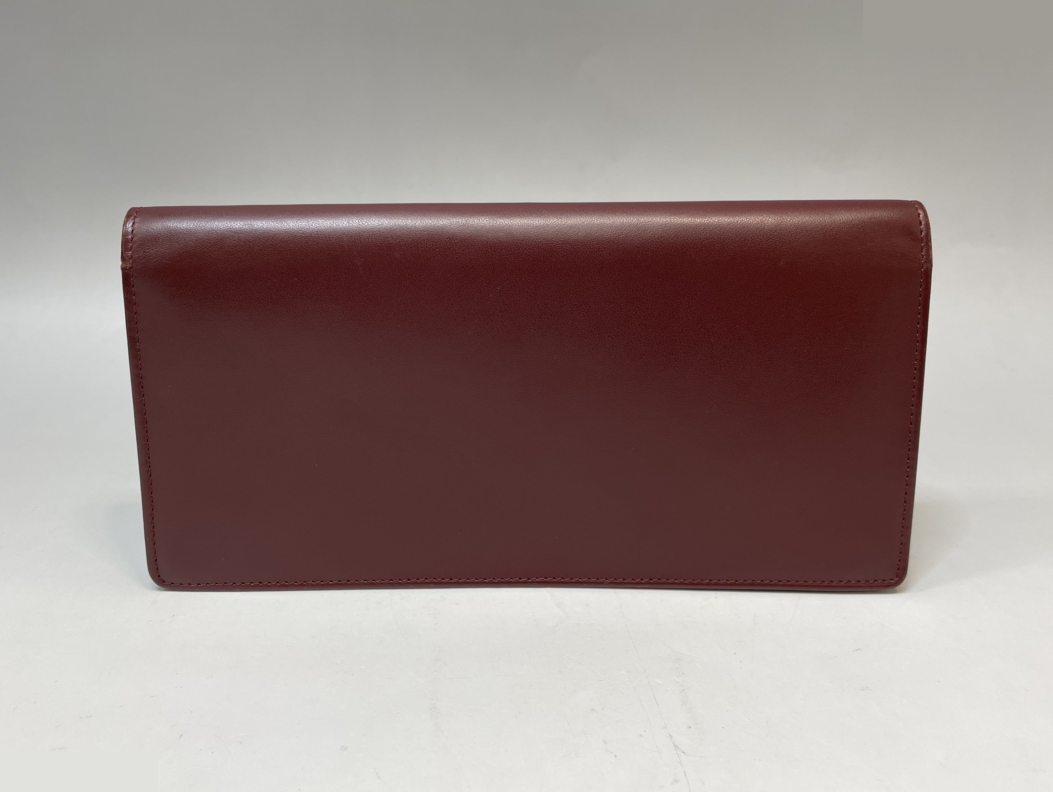 Mustline Genuine Leather Bi-fold Long Wallet, Bordeaux, Gold Hardware — view 2