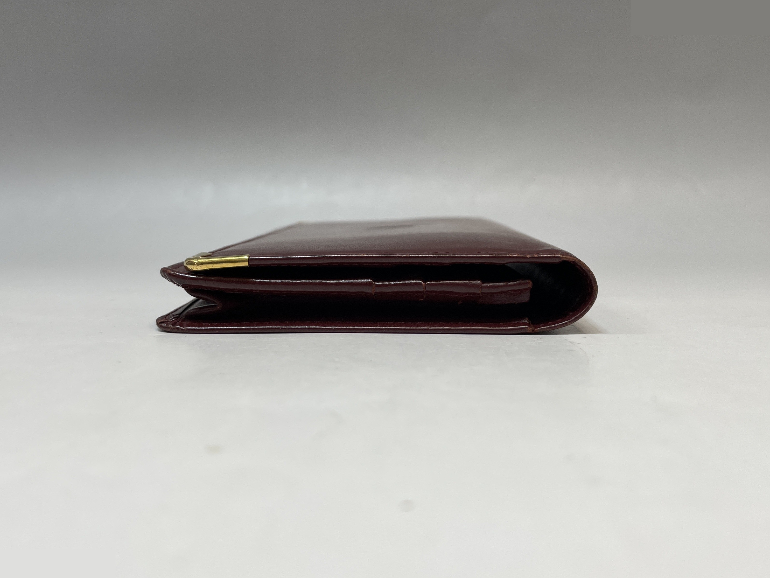 Mustline Genuine Leather Bi-fold Long Wallet, Bordeaux, Gold Hardware — view 4