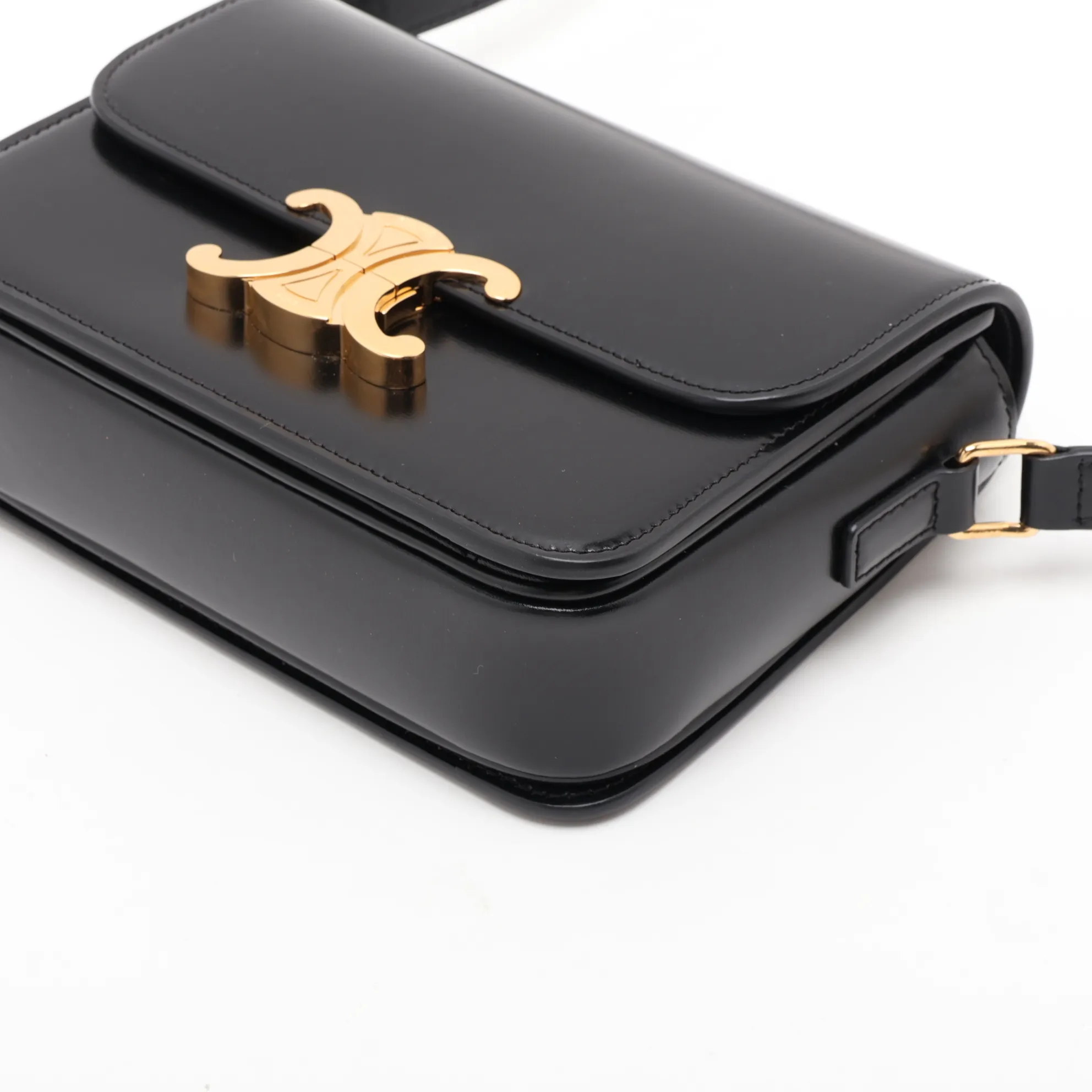 Triomphe Teen Leather Shoulder Bag, Black — view 3