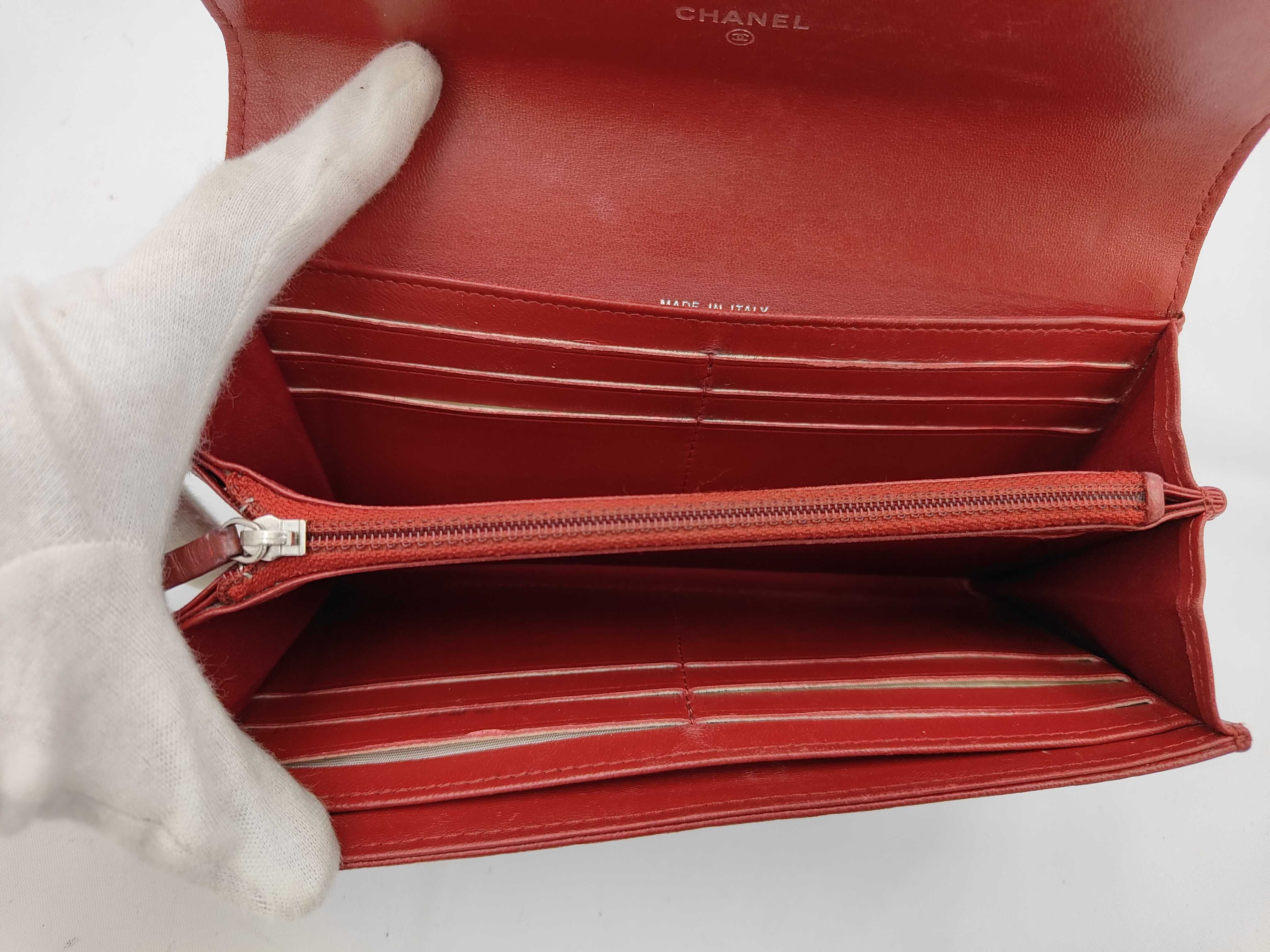 wallet — view 4