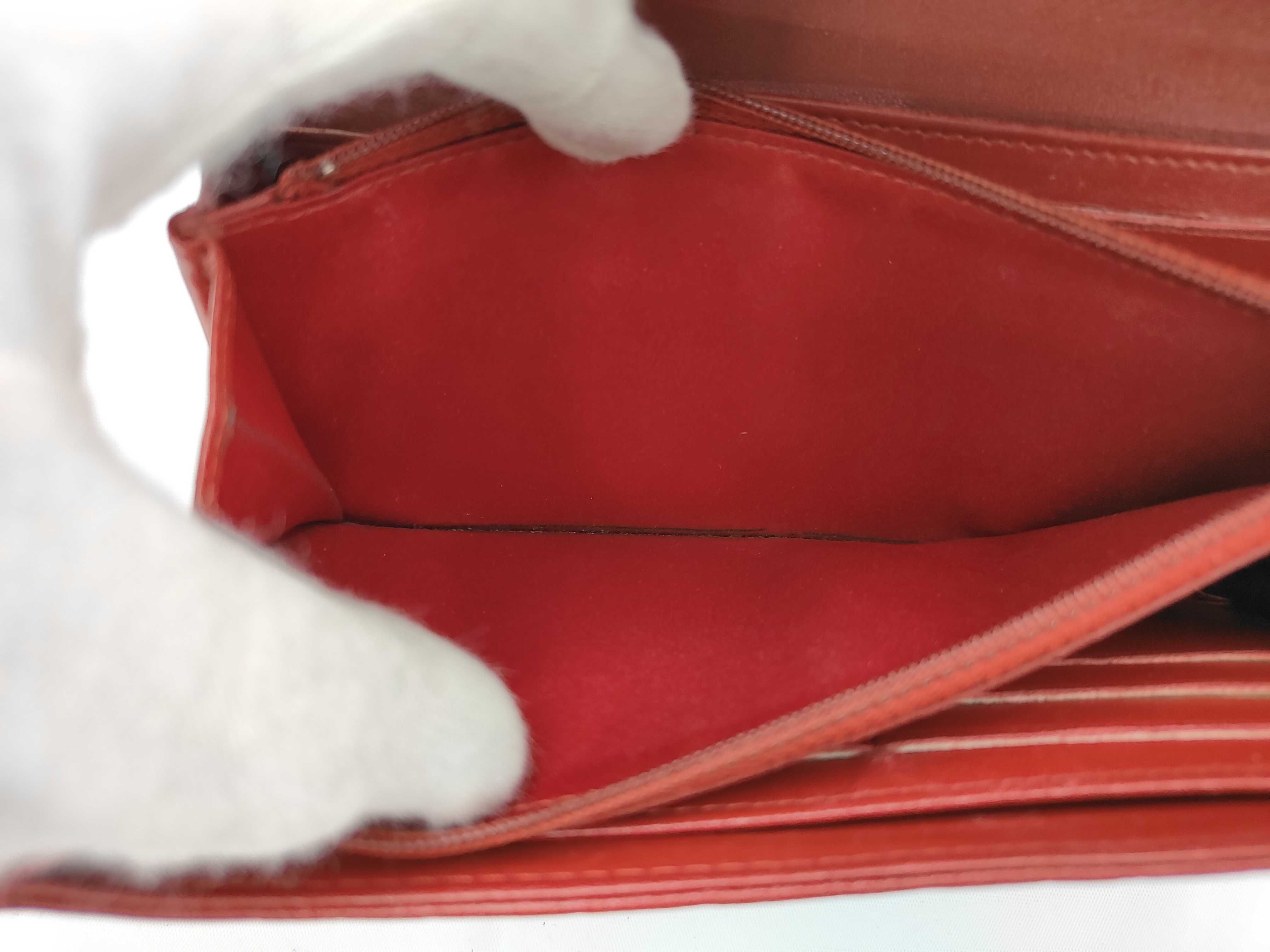 wallet — view 5