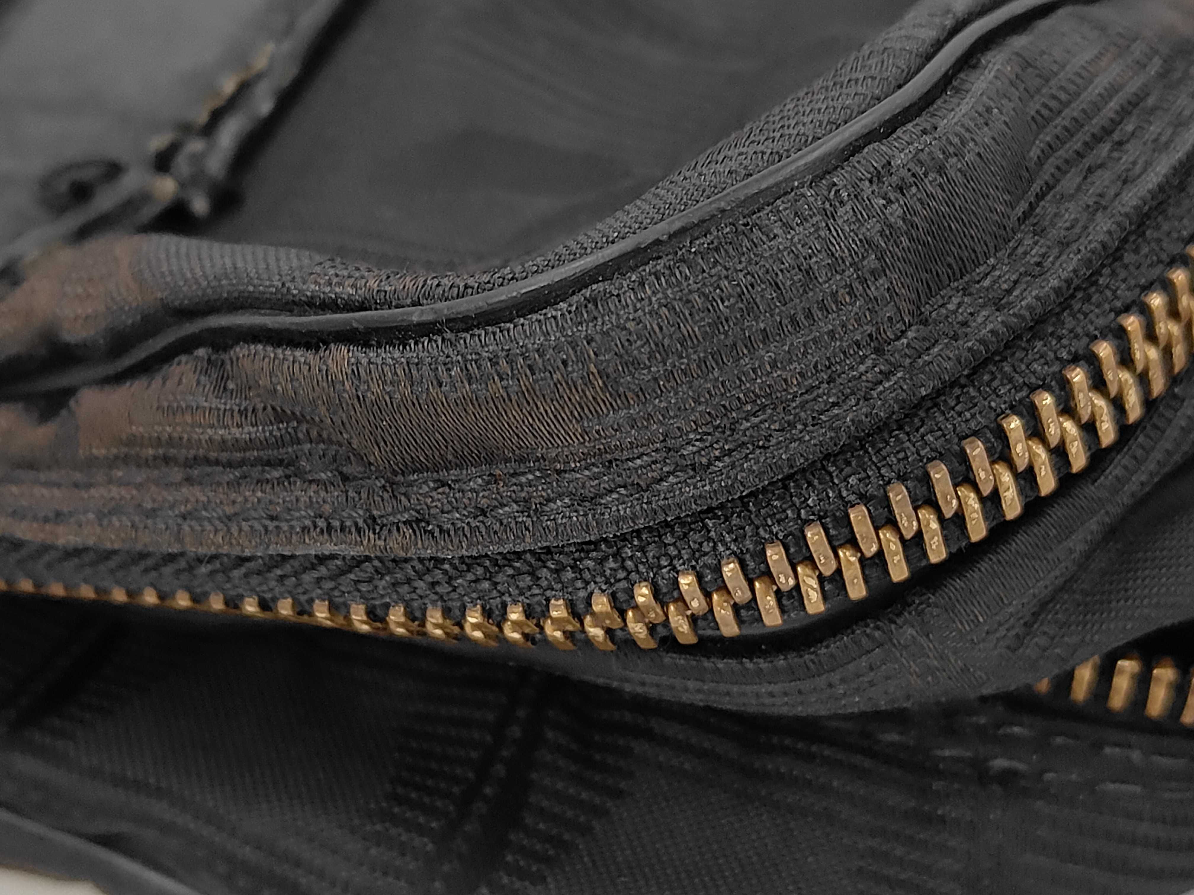 New Travel Line 2-Way Handbag with Shoulder Strap, Seal No. 6918688, No Guarantee Card. — view 15