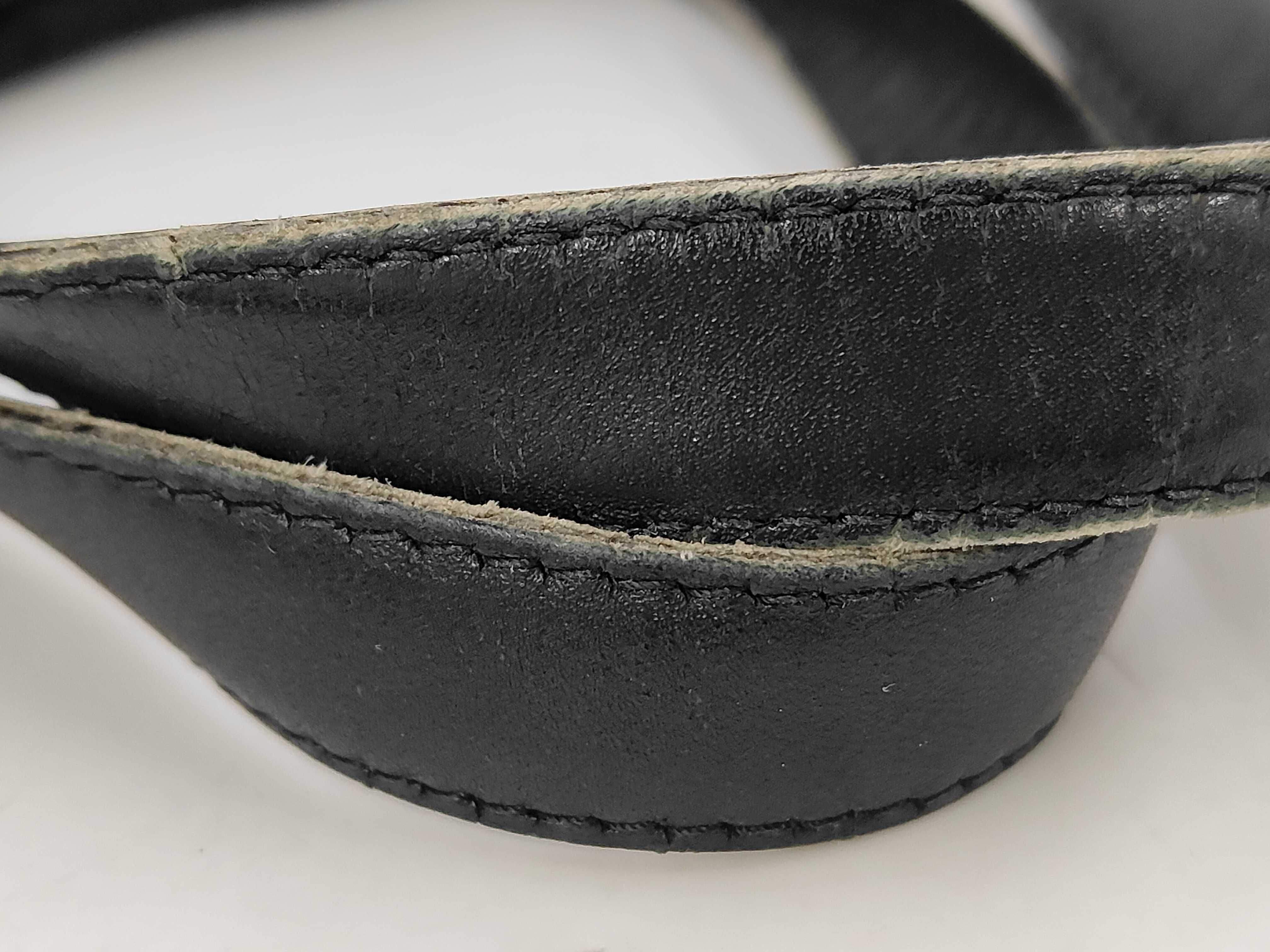 New Travel Line 2-Way Handbag with Shoulder Strap, Seal No. 6918688, No Guarantee Card. — view 5
