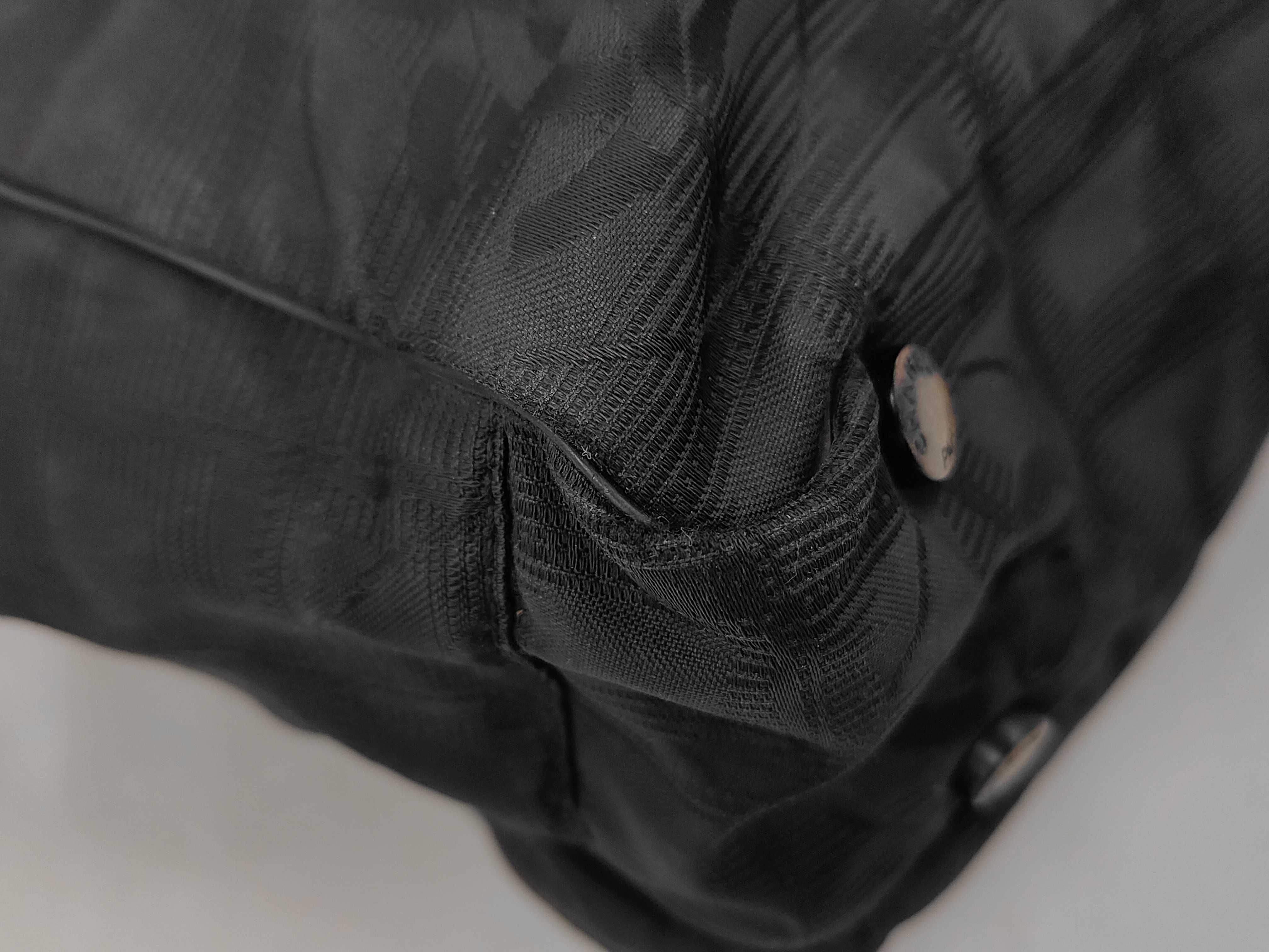New Travel Line 2-Way Handbag with Shoulder Strap, Seal No. 6918688, No Guarantee Card. — view 8