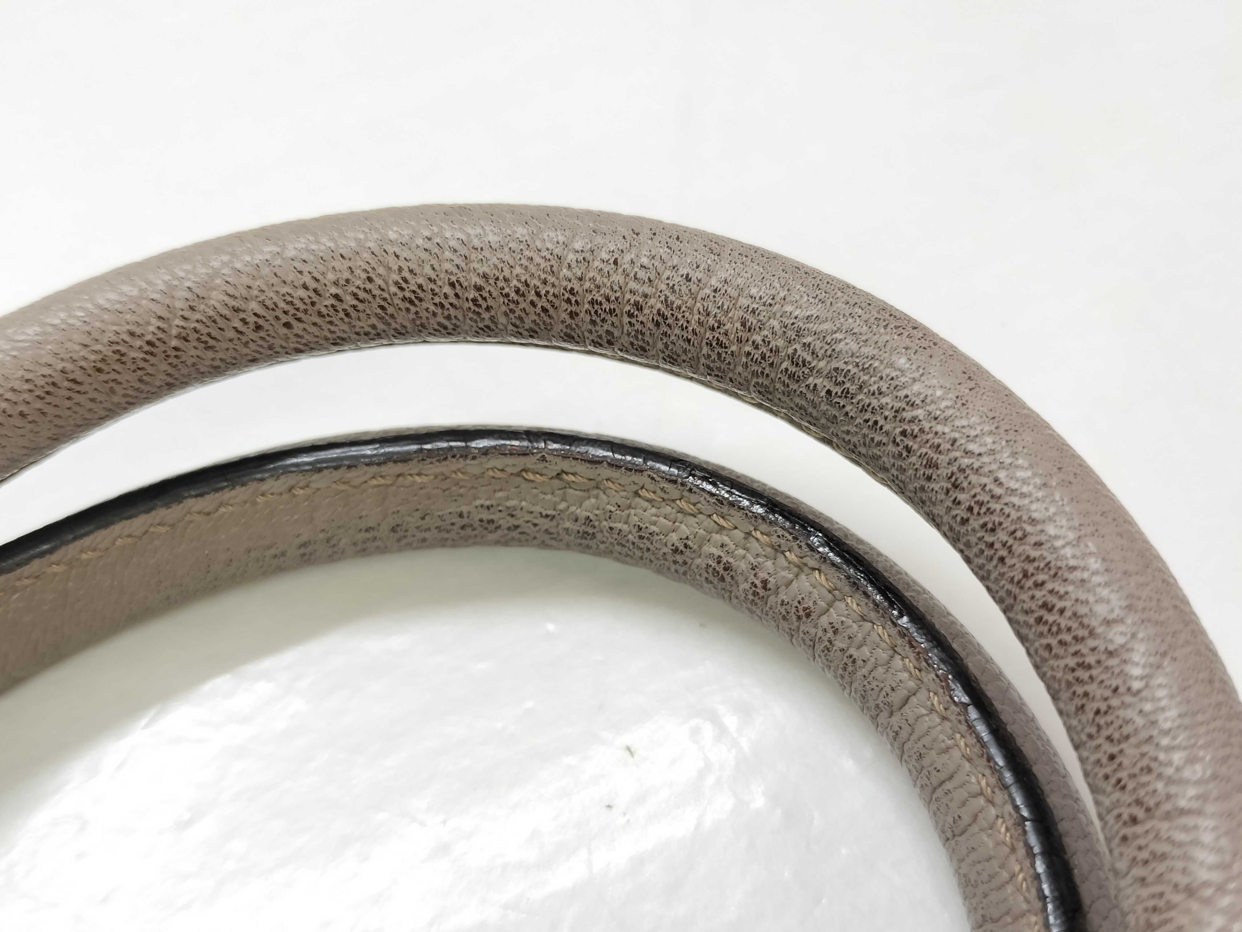 handbag — view 4