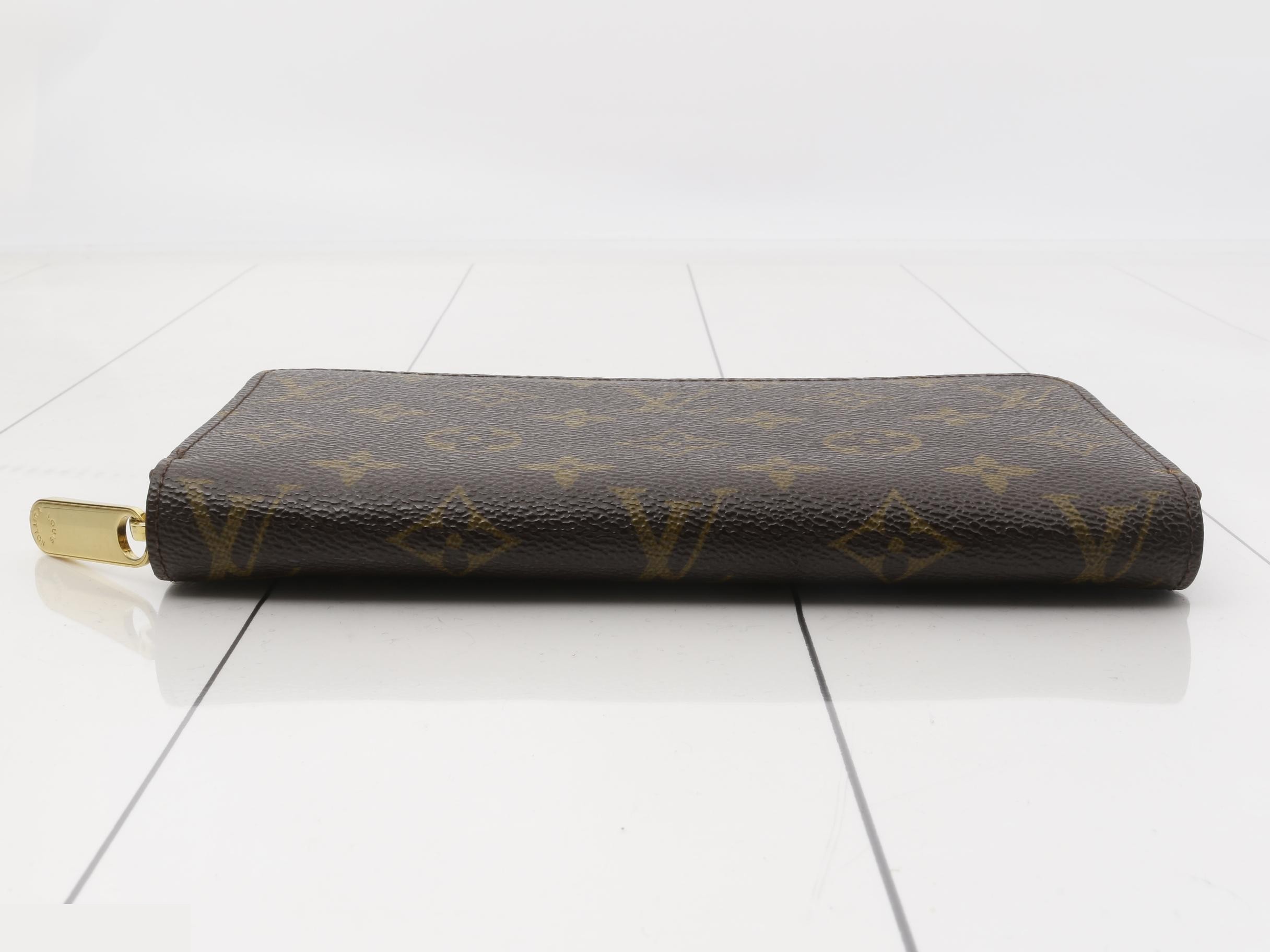 Monogram Zippy Wallet - Round Zipper Long Wallet — view 3
