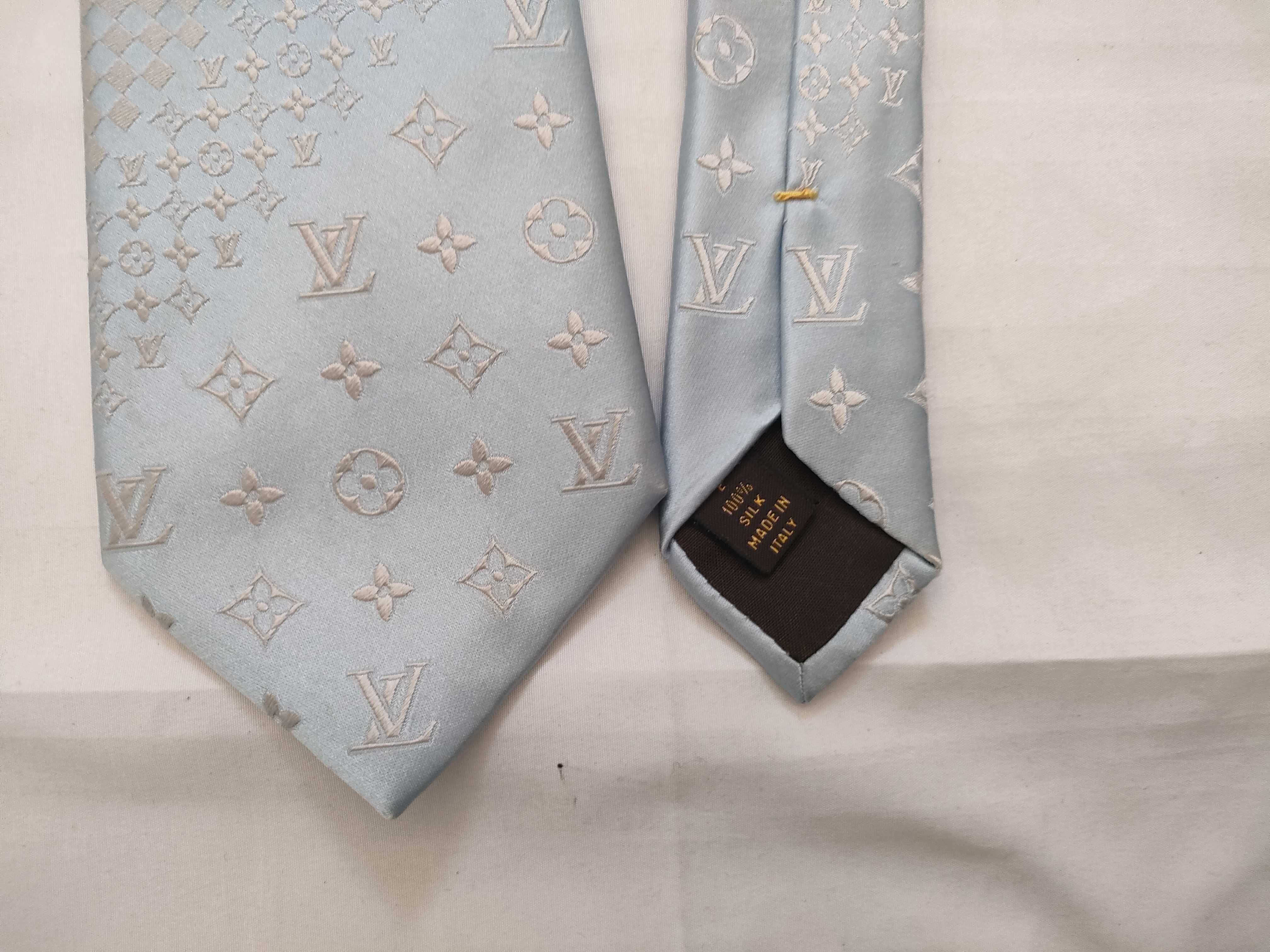 (Louis Vuitton) ties and other accessories — view 4