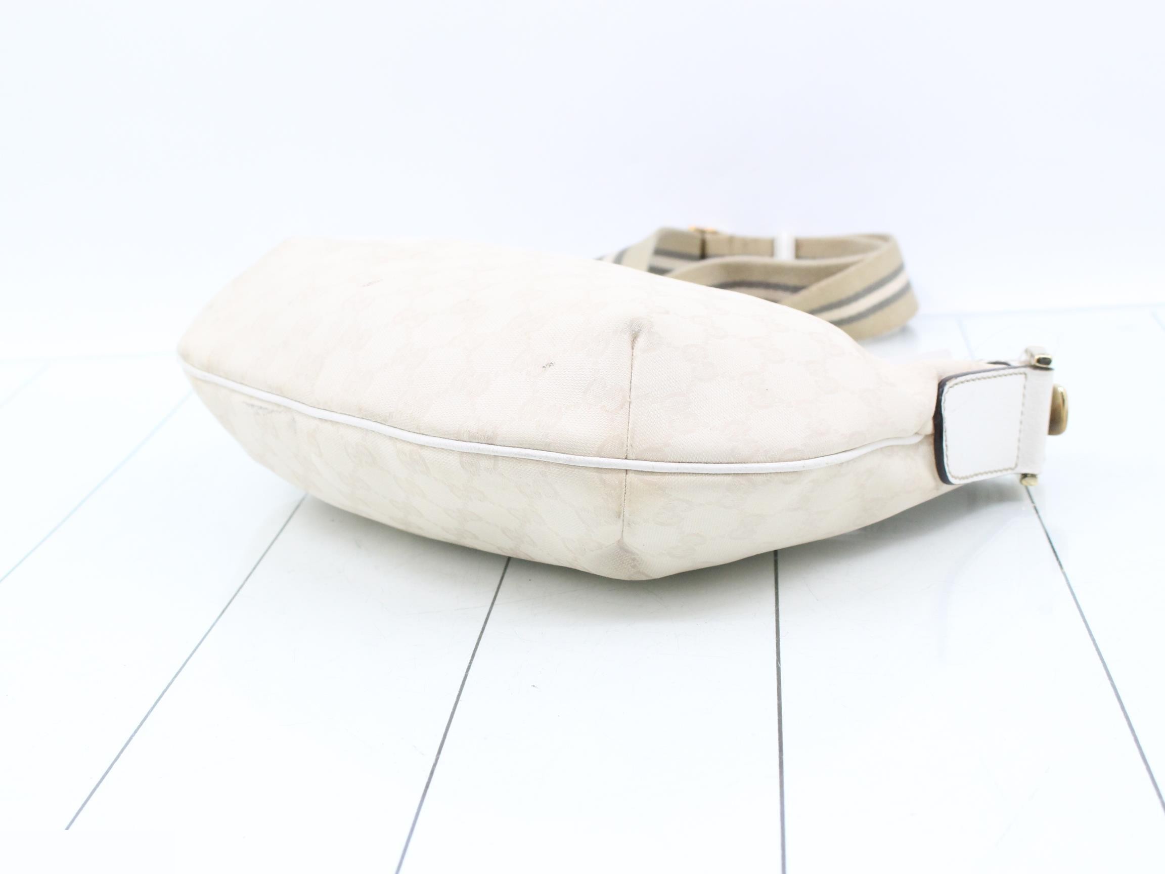 GG Canvas Shoulder Bag — view 6