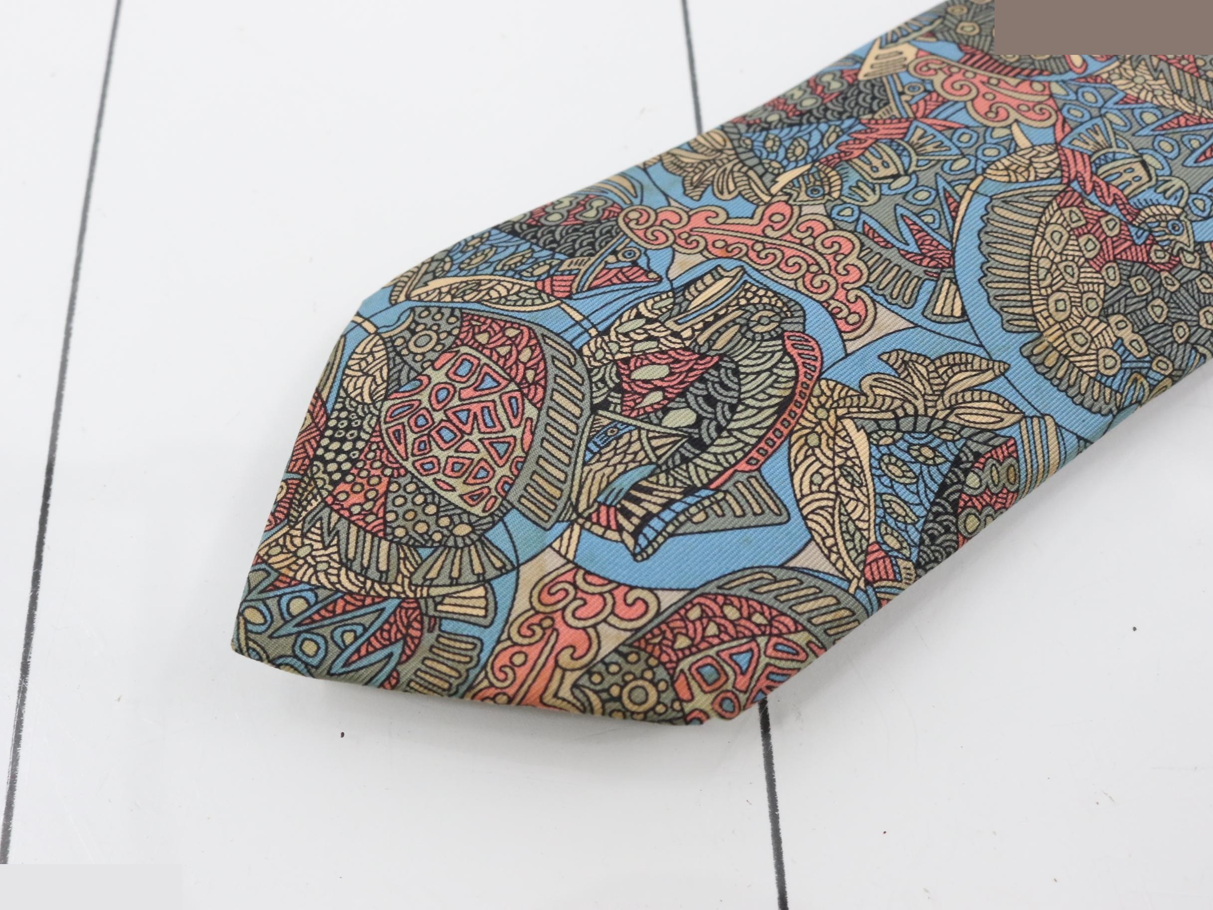 silk tie, all-over fish pattern. — view 3