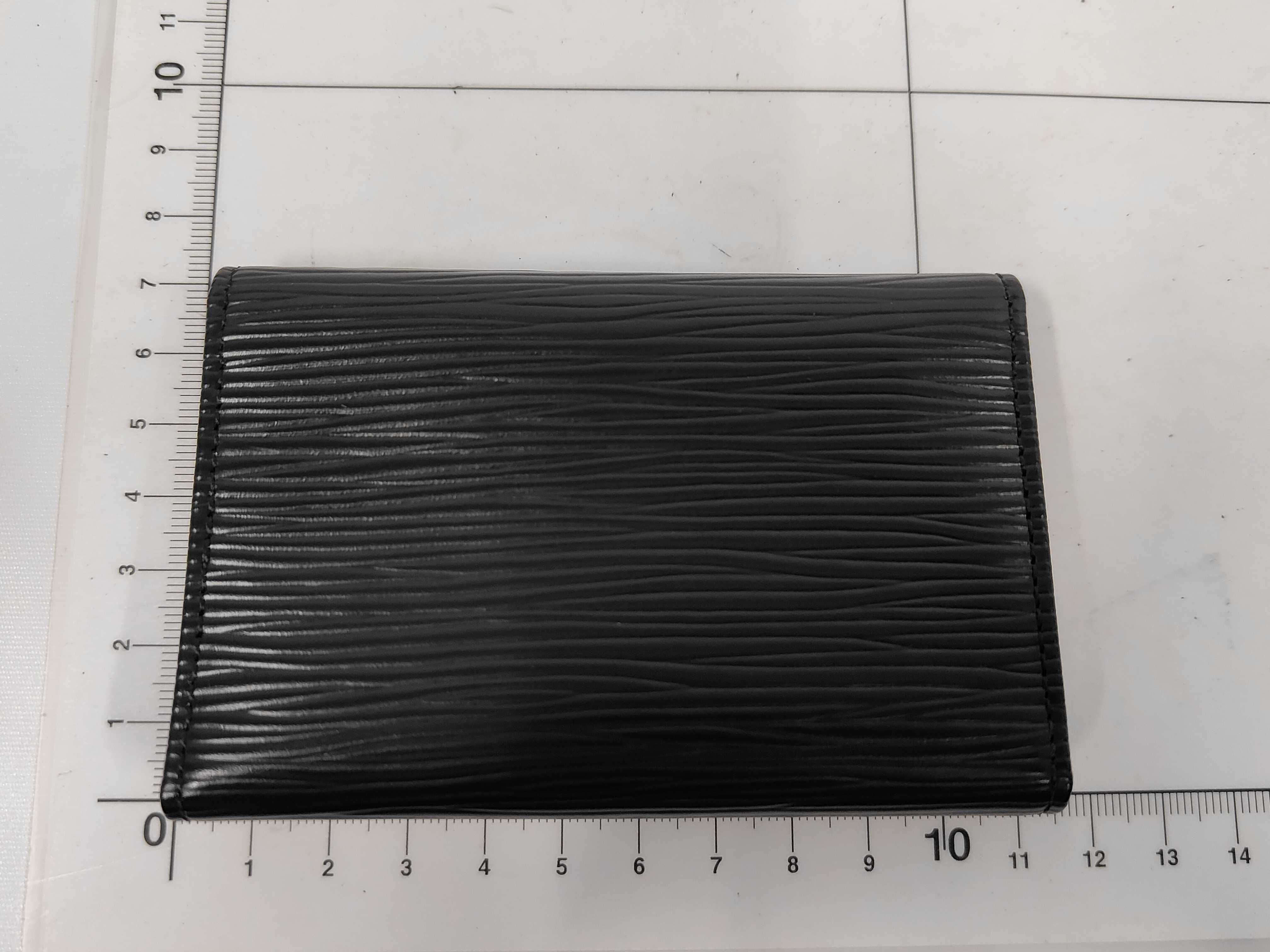 Epi / Epi / Multicles 6 / M63812 / MI0914 / Key Case / Leather Key Case & Key Holder — view 2