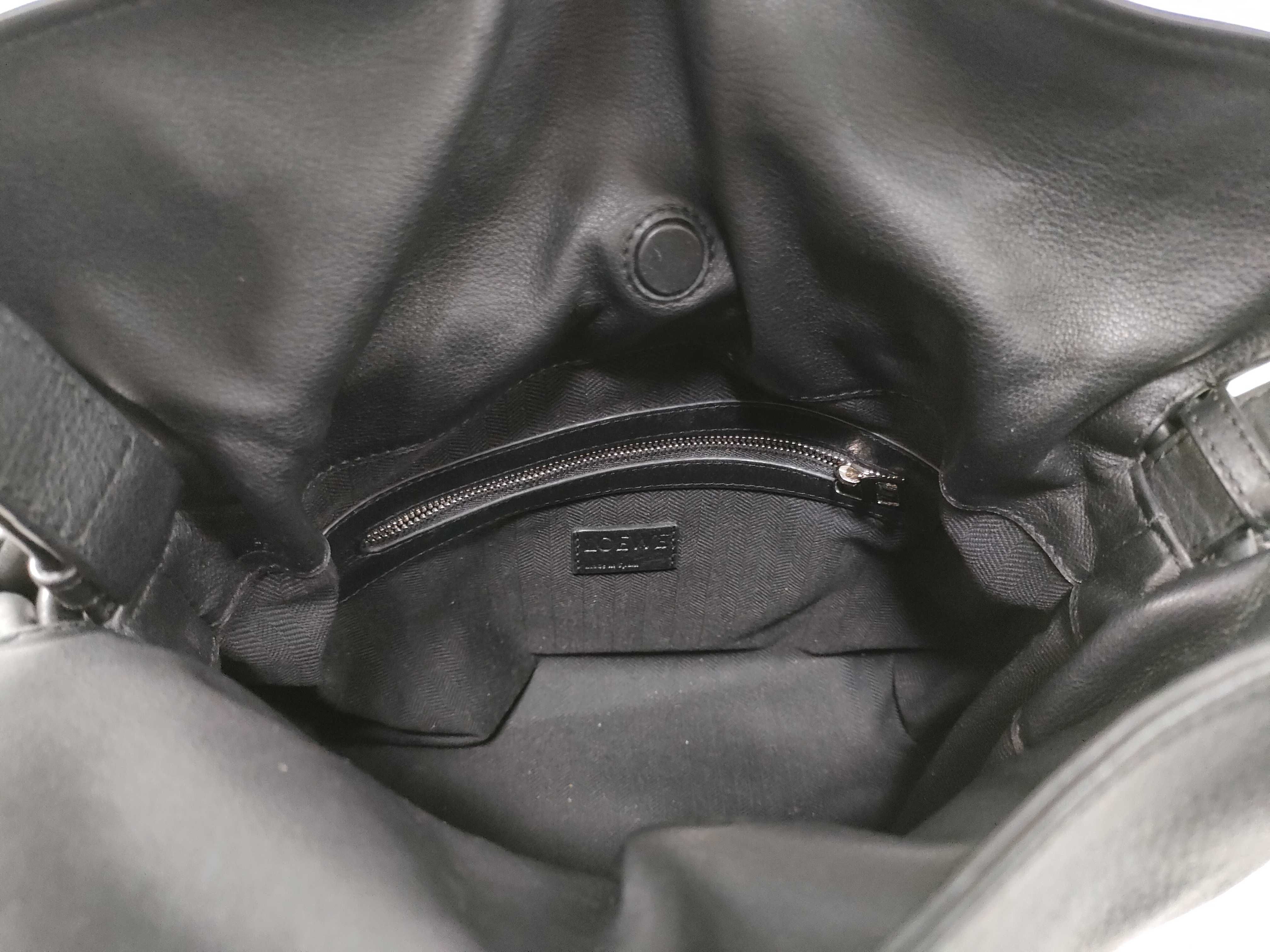 Flamenco Knot Leather Shoulder Bag, Black — view 11