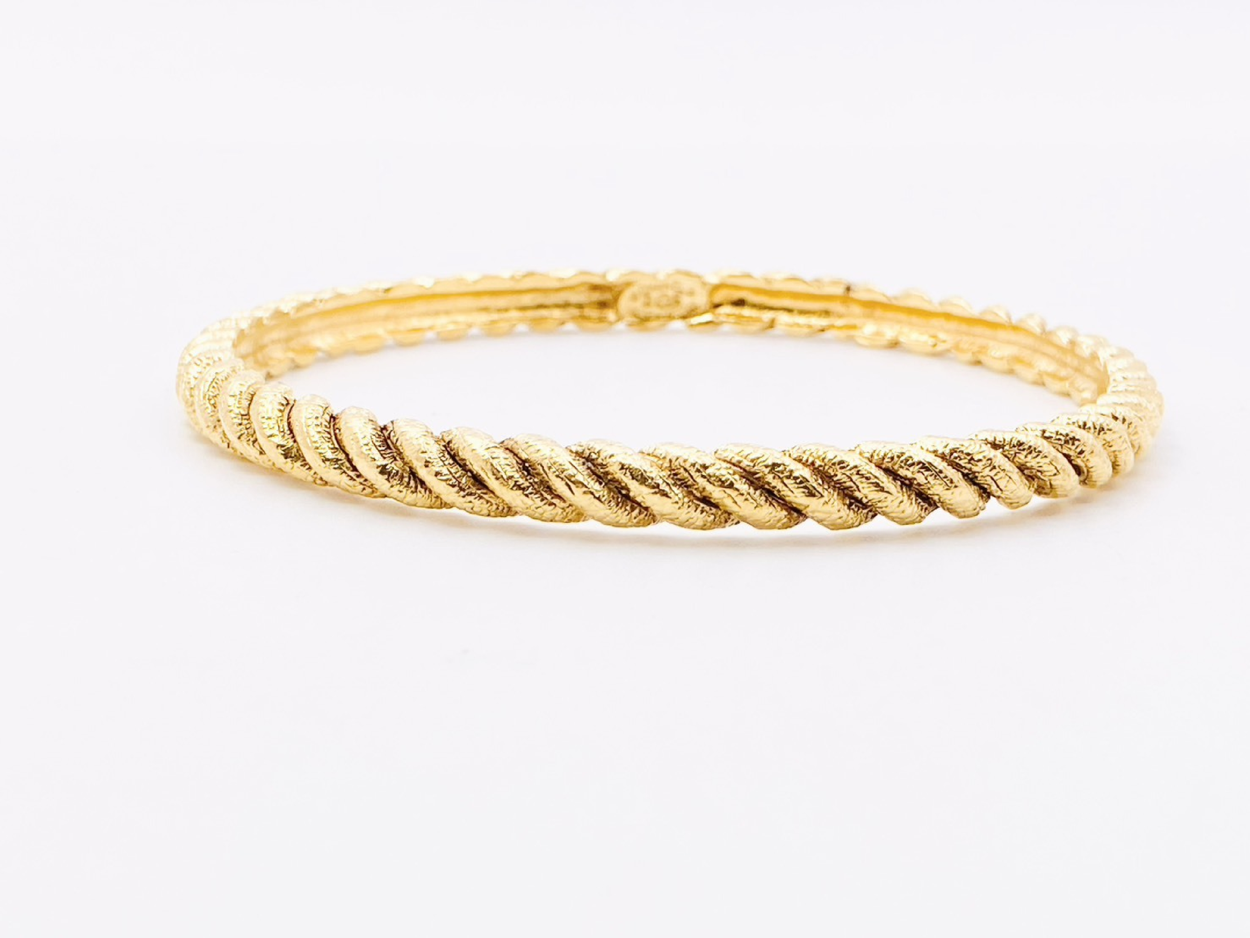 Twist Rope Bangle (with comments, item number 25/4249) Gold Bracelet/Bangle