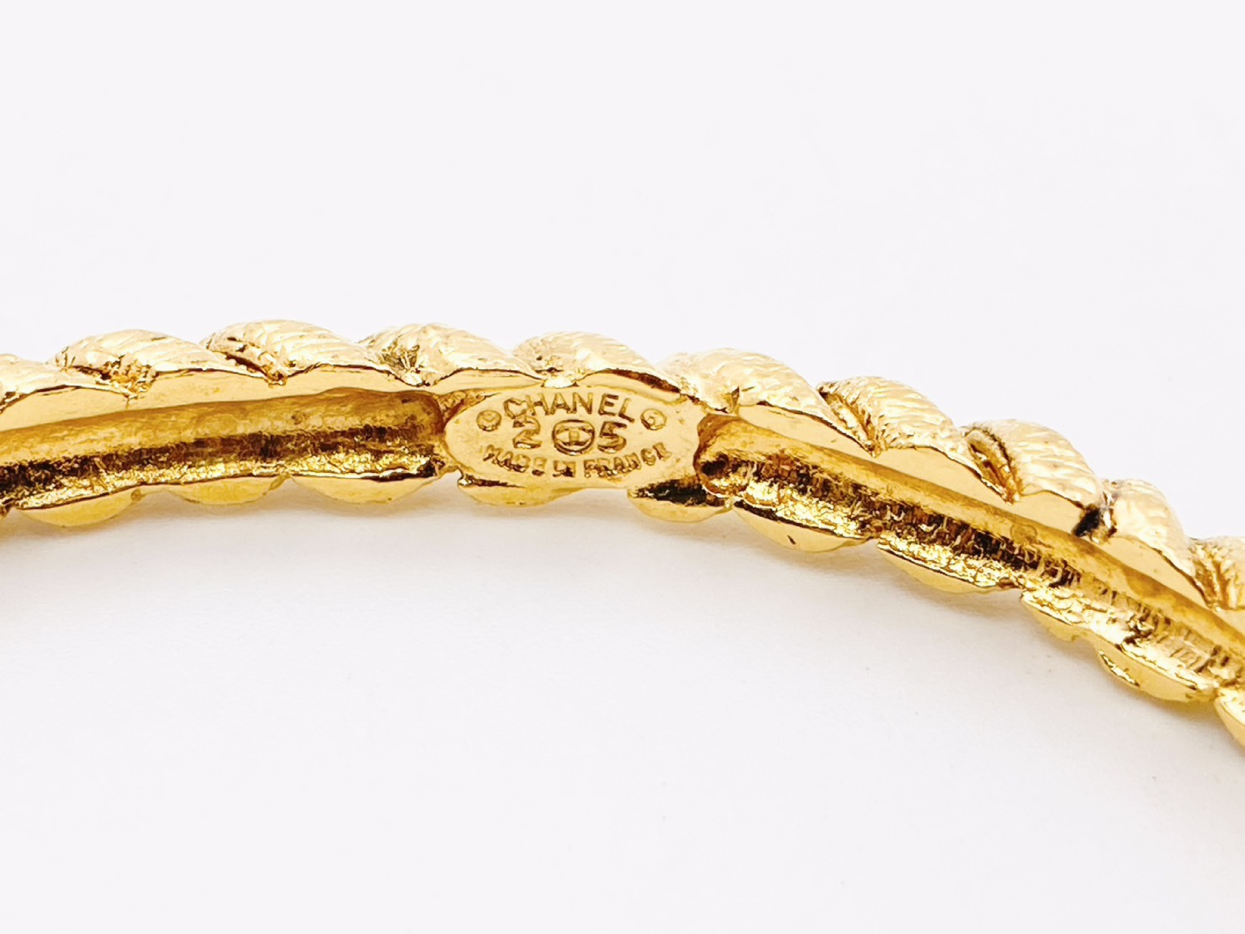 Twist Rope Bangle (with comments, item number 25/4249) Gold Bracelet/Bangle — view 3