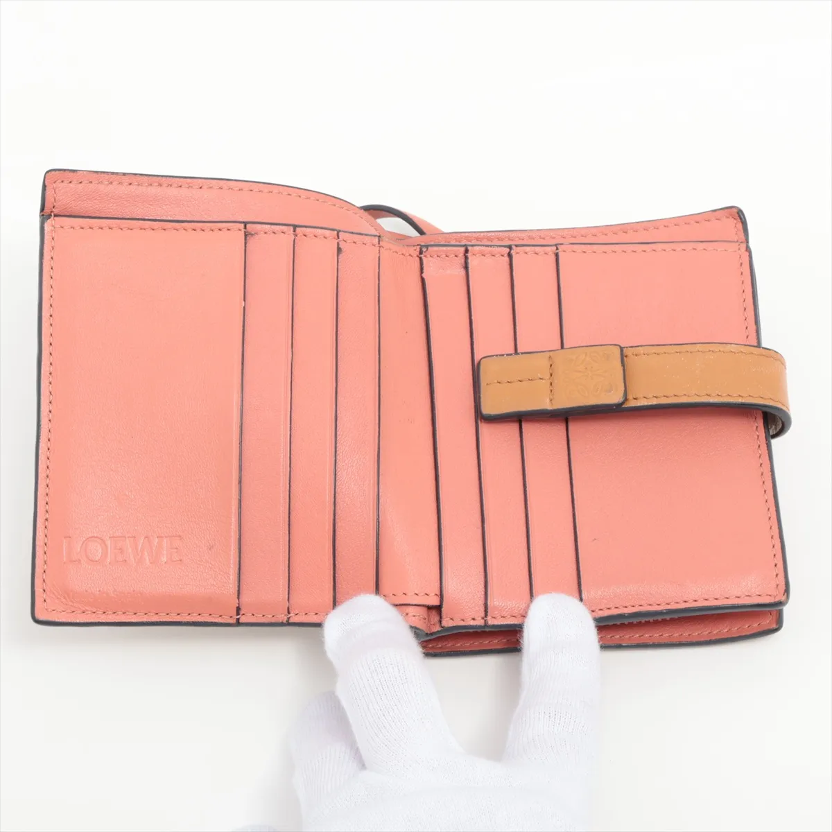 Anagram Compact Zip Leather Compact Wallet Beige — view 3