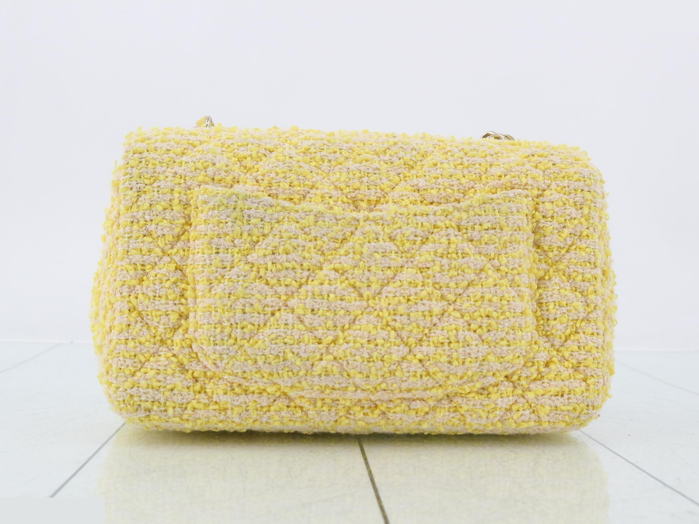 Matelassé (bag) - Shoulder bag — view 2