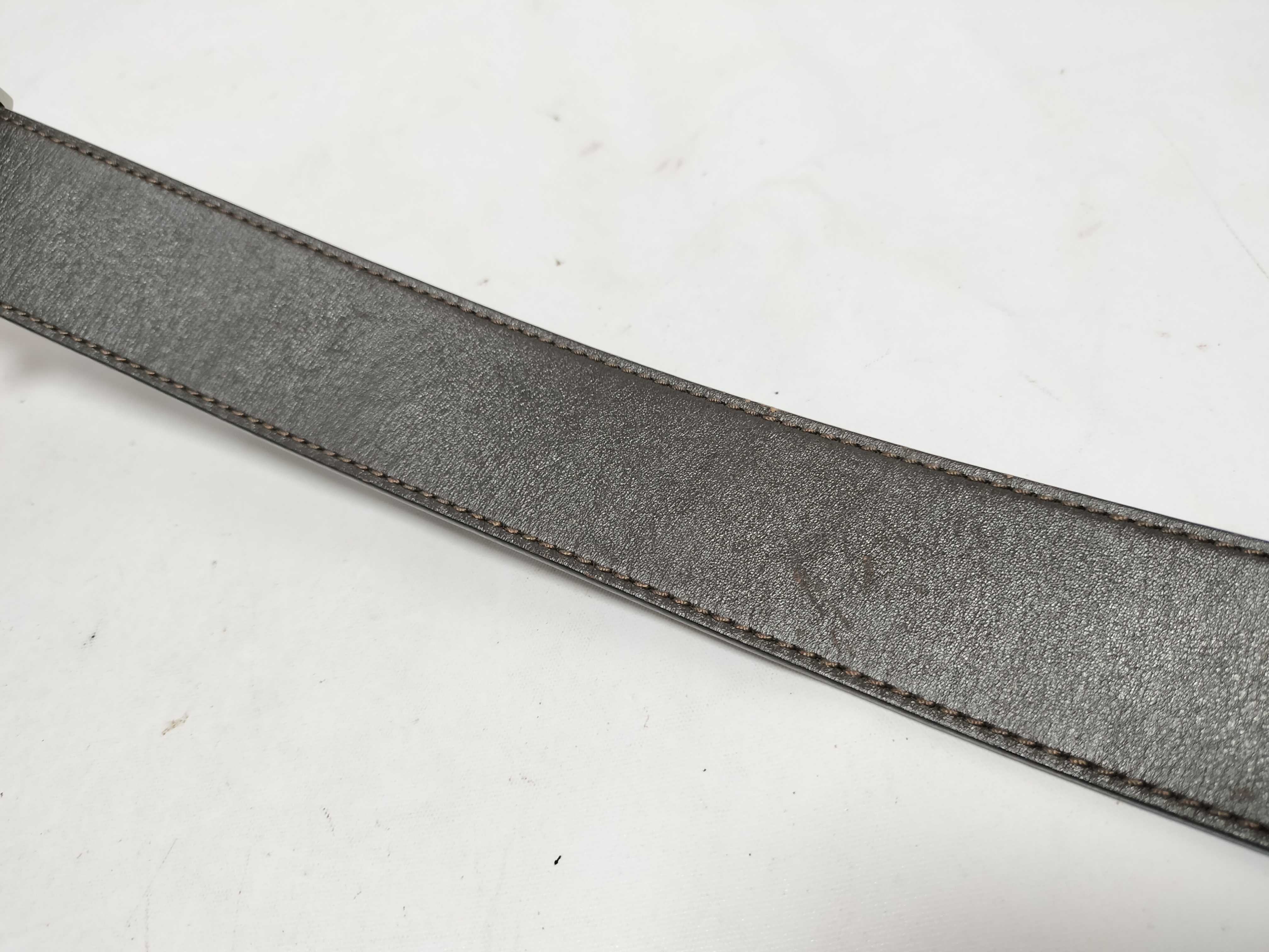 Ceinture LV Initial Leather Belt M9887 Belt — view 5